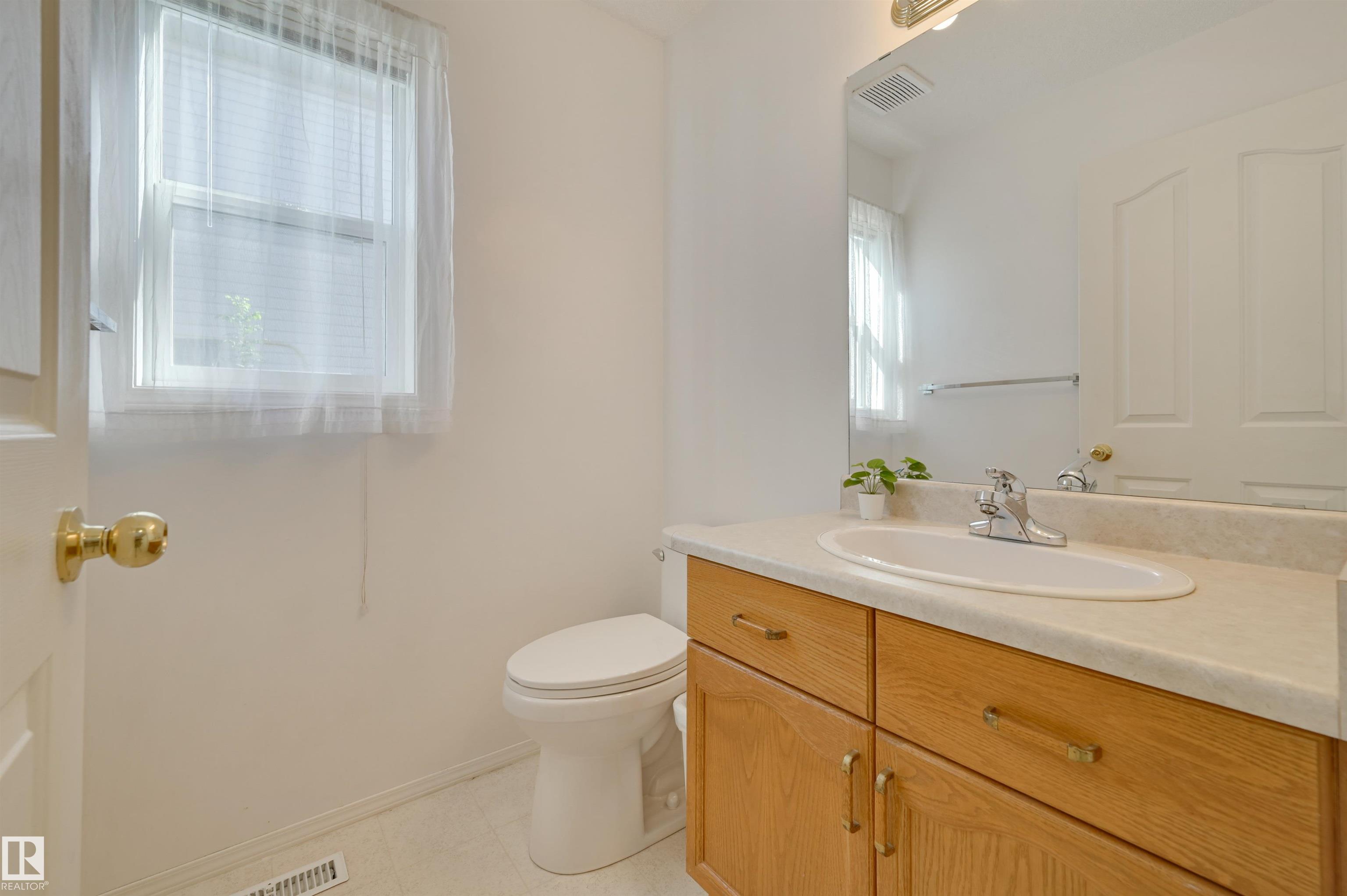 Photo 29 at 13739 130 Avenue NW, Athlone, Edmonton