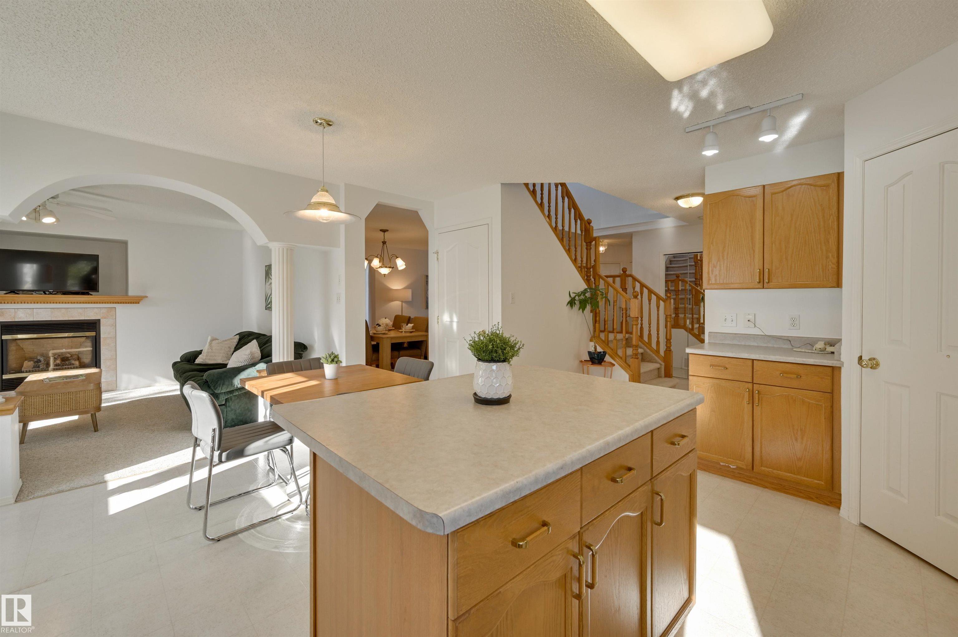 Photo 4 at 13739 130 Avenue NW, Athlone, Edmonton