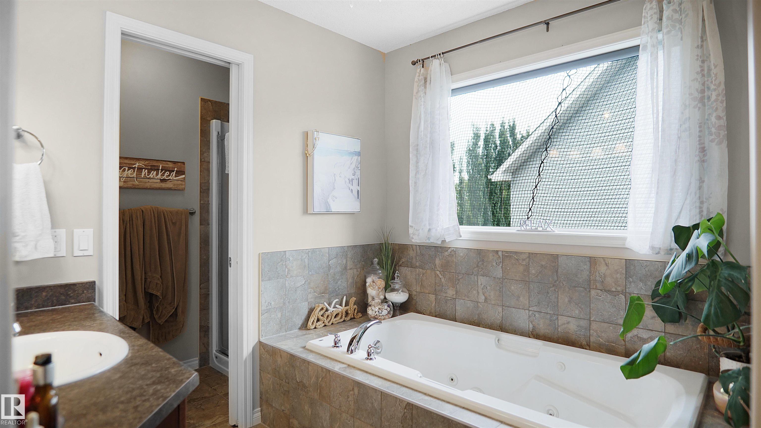Photo 33 at 20845 92a Avenue NW, Suder Greens, Edmonton