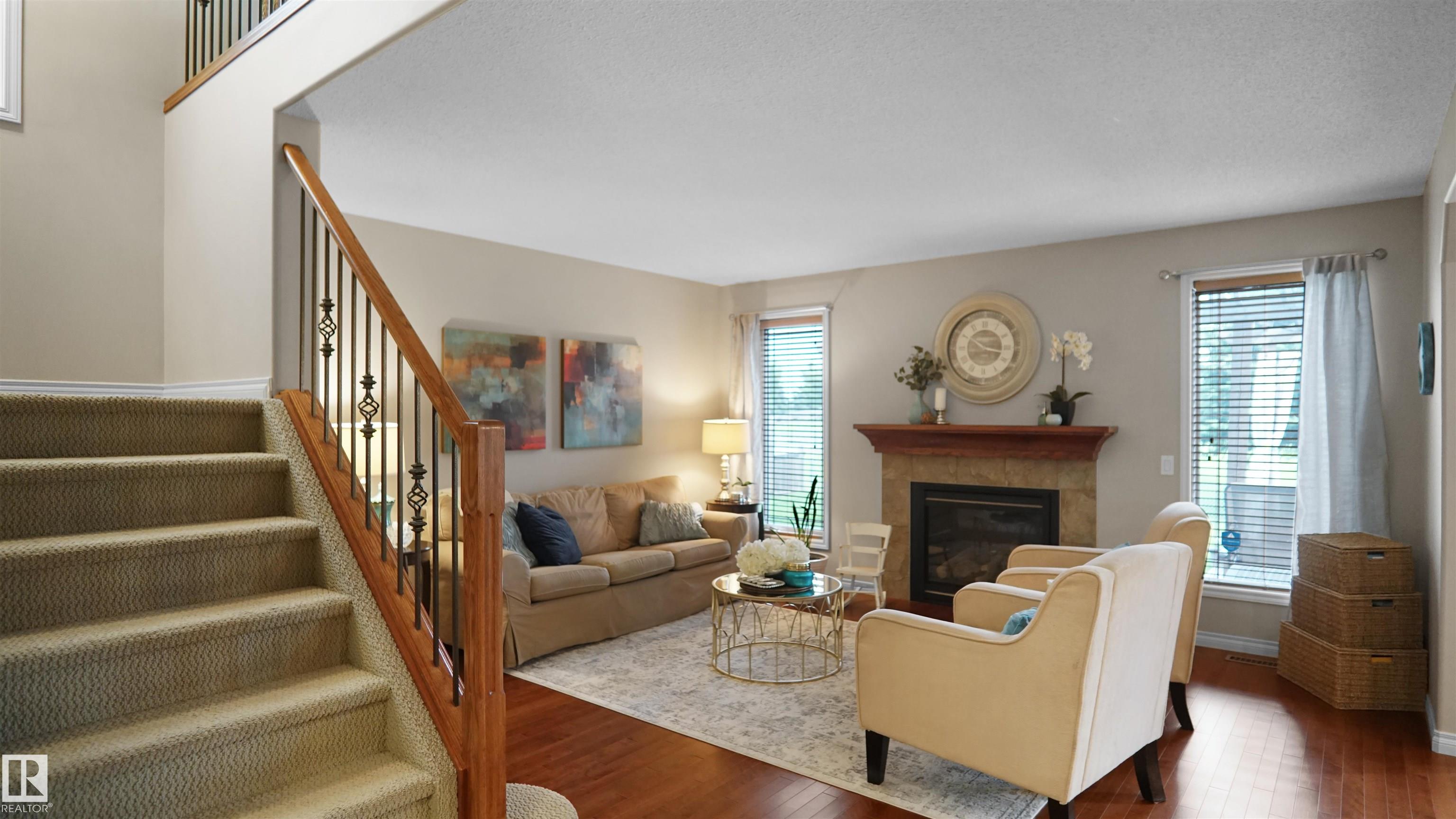 Photo 7 at 20845 92a Avenue NW, Suder Greens, Edmonton