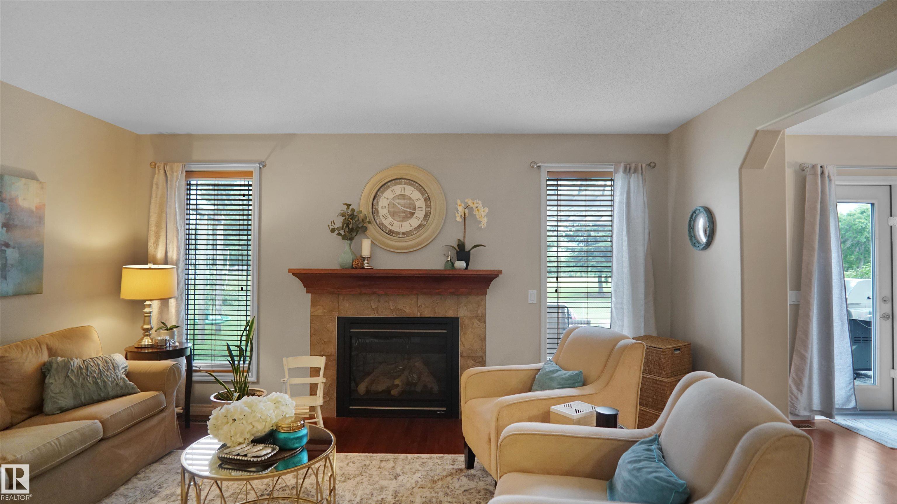 Photo 8 at 20845 92a Avenue NW, Suder Greens, Edmonton