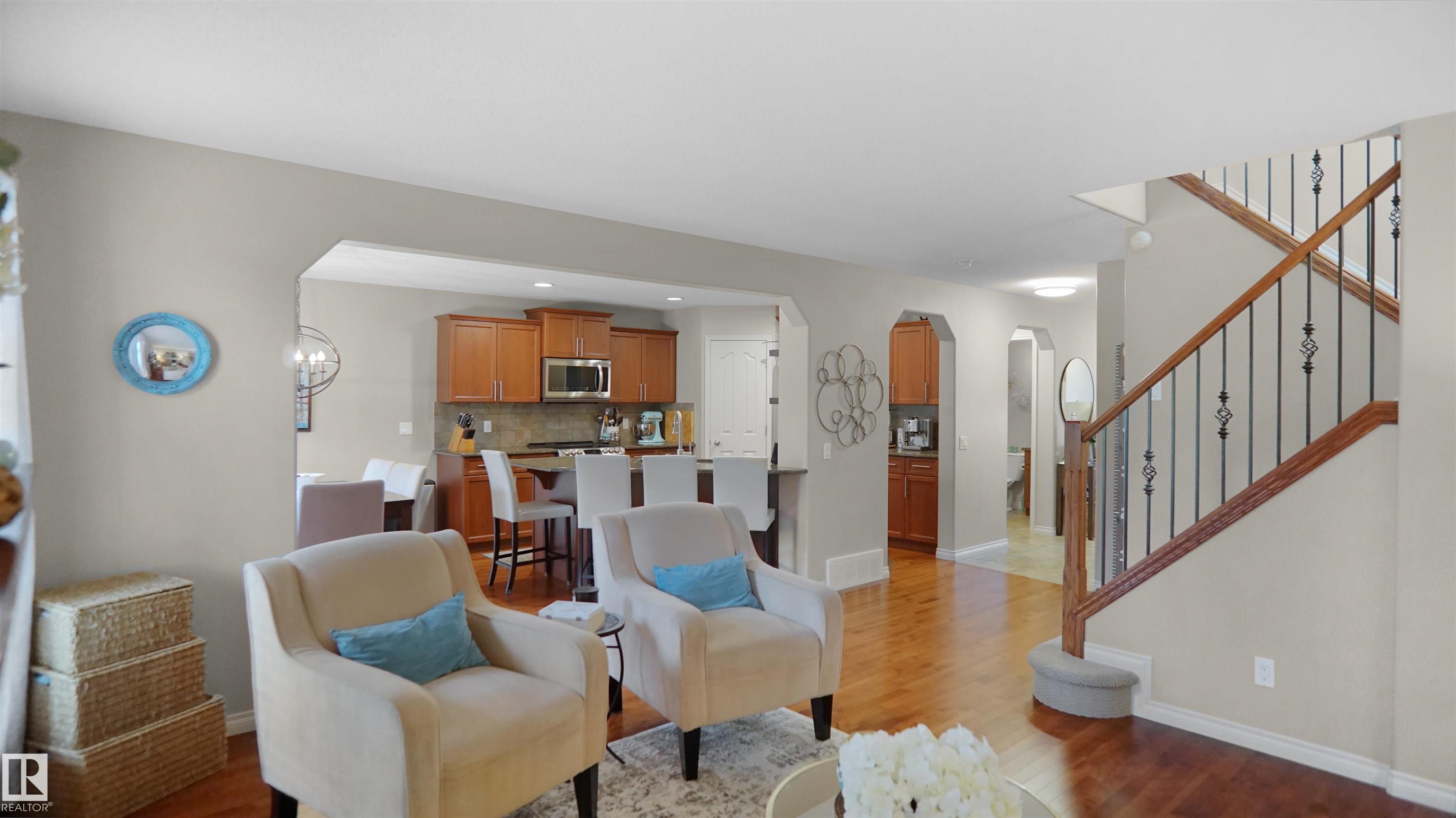 Photo 10 at 20845 92a Avenue NW, Suder Greens, Edmonton