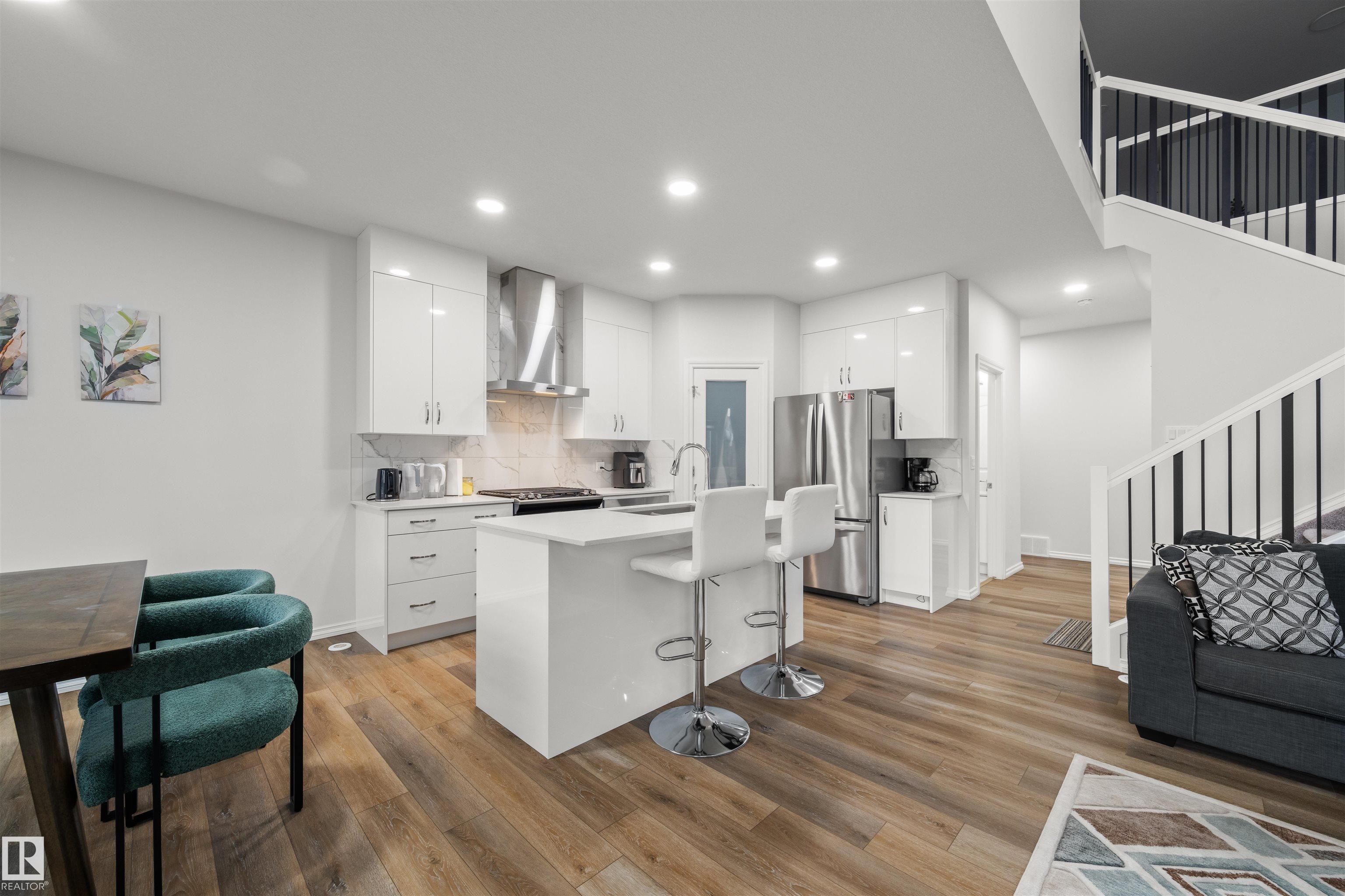 Photo 8 at 11979 34 Avenue SW, Desrochers Area, Edmonton