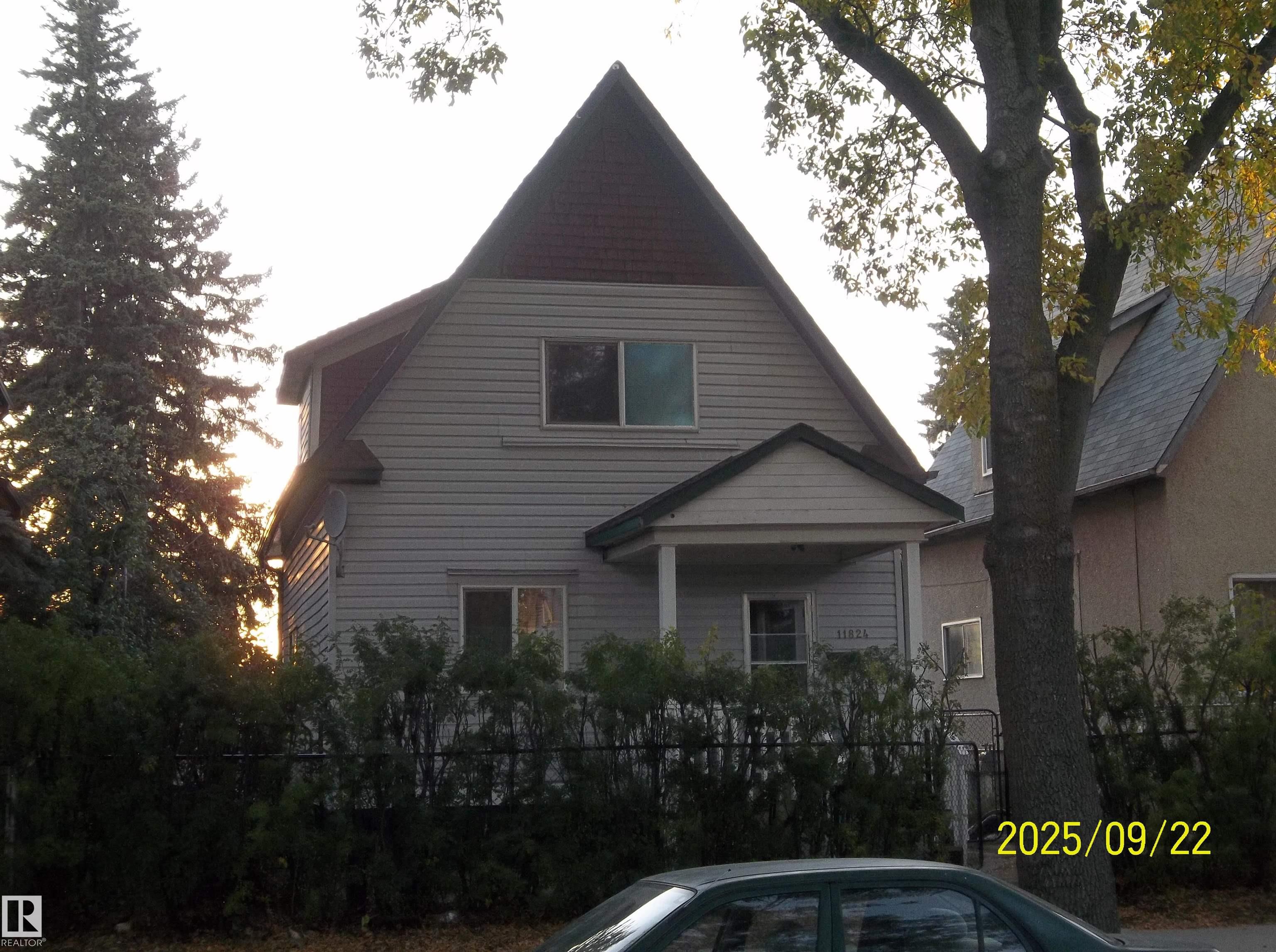 11824 79 Street NW, Eastwood, Edmonton 