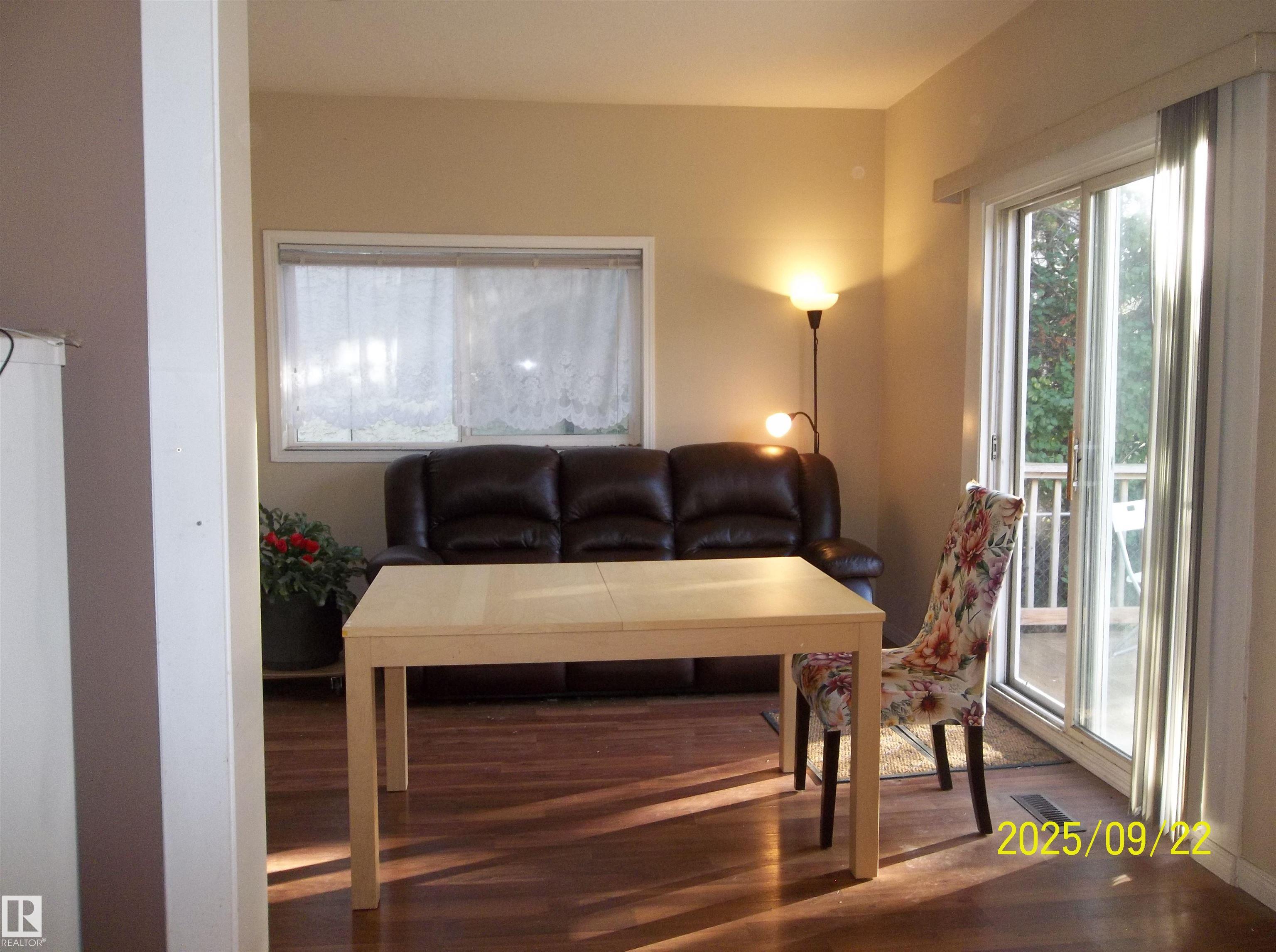 Photo 2 at 11824 79 Street NW, Eastwood, Edmonton