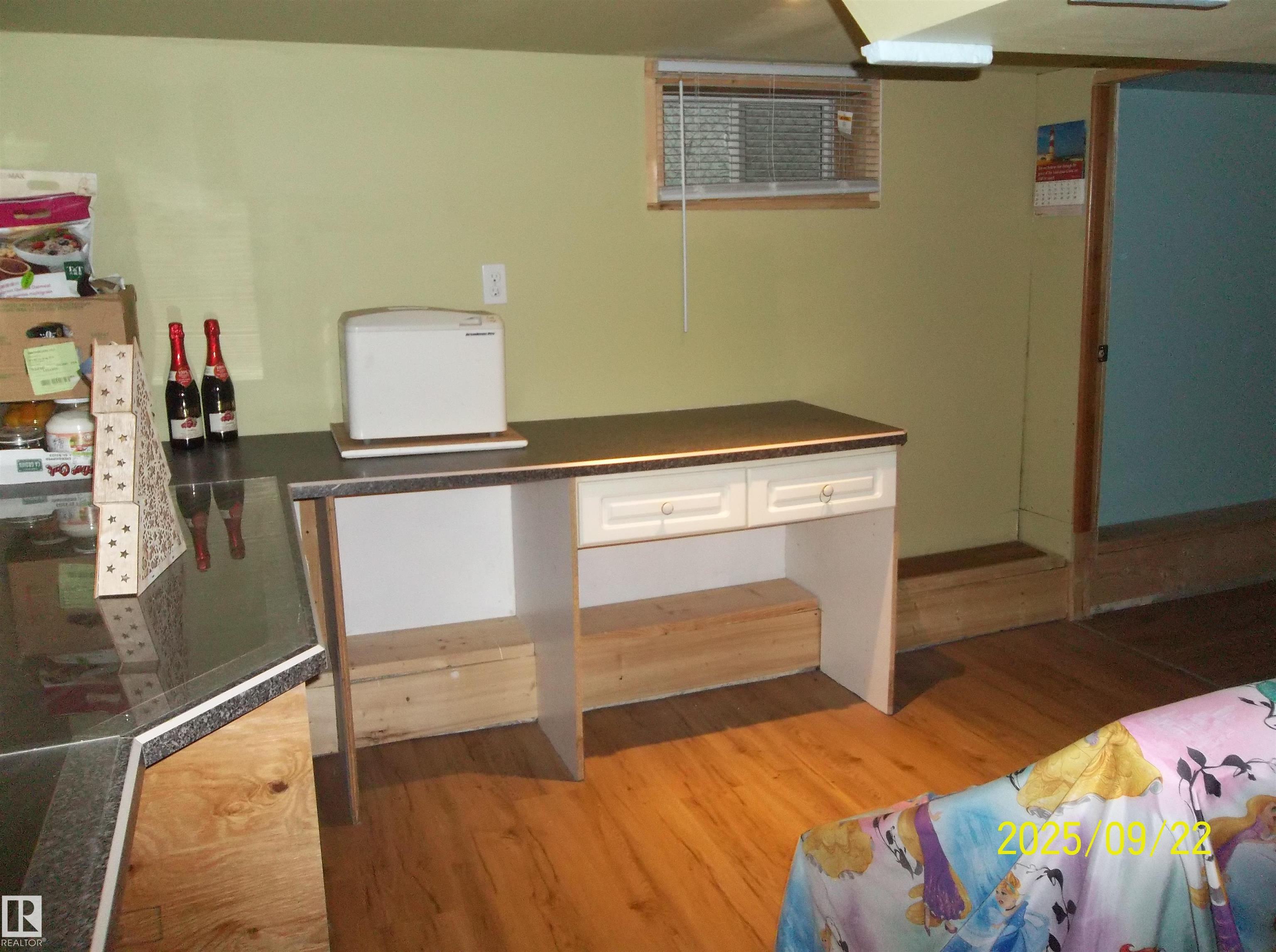 Photo 12 at 11824 79 Street NW, Eastwood, Edmonton