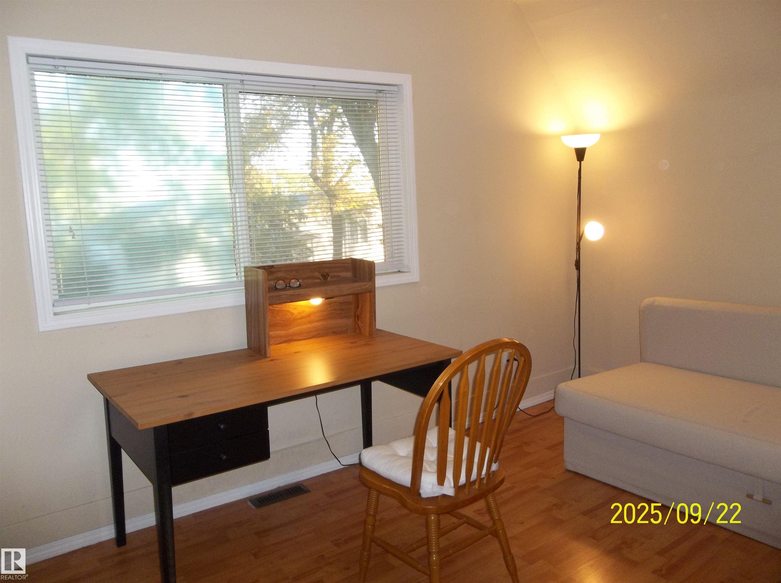 Photo 15 at 11824 79 Street NW, Eastwood, Edmonton