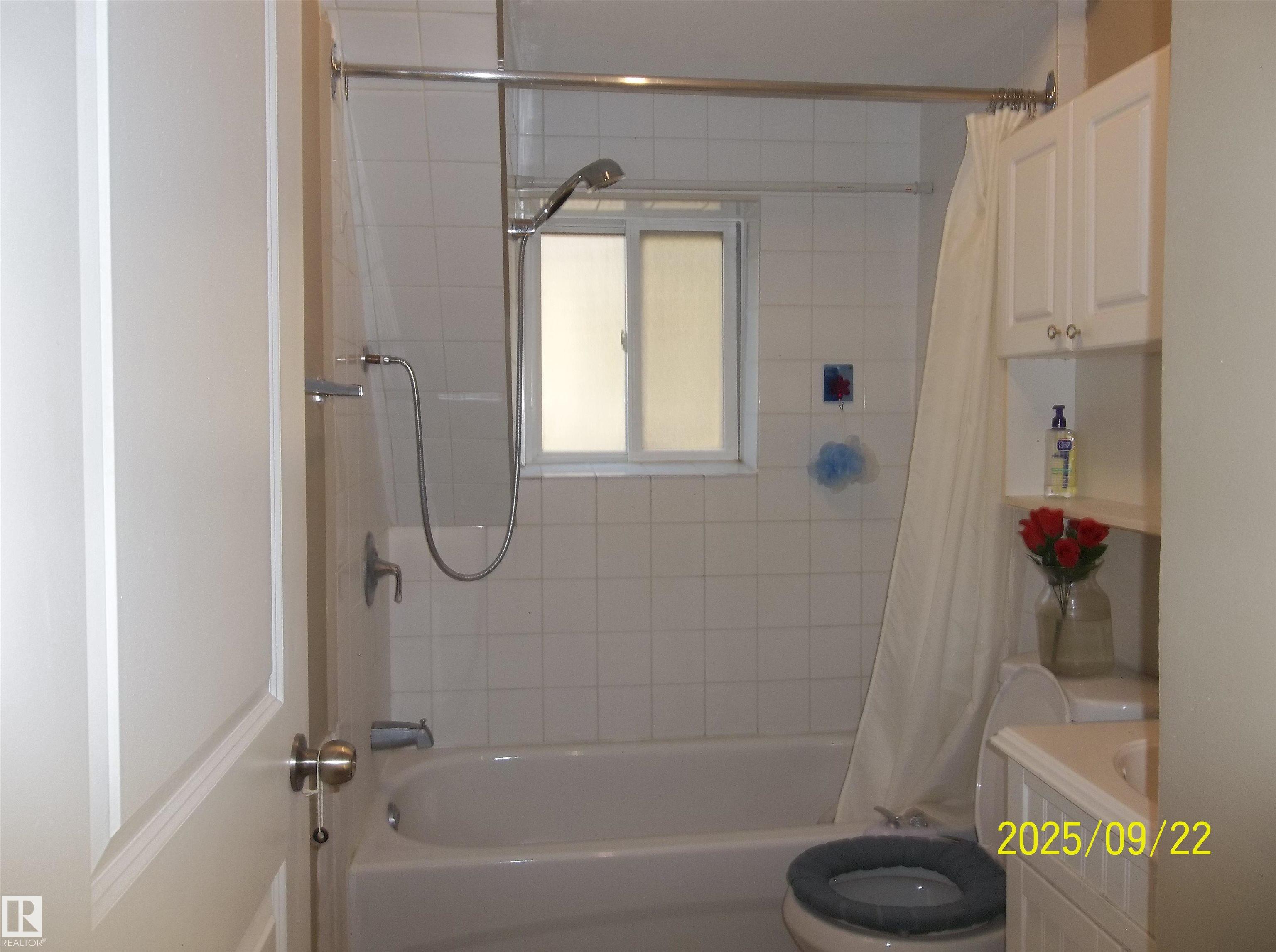Photo 16 at 11824 79 Street NW, Eastwood, Edmonton