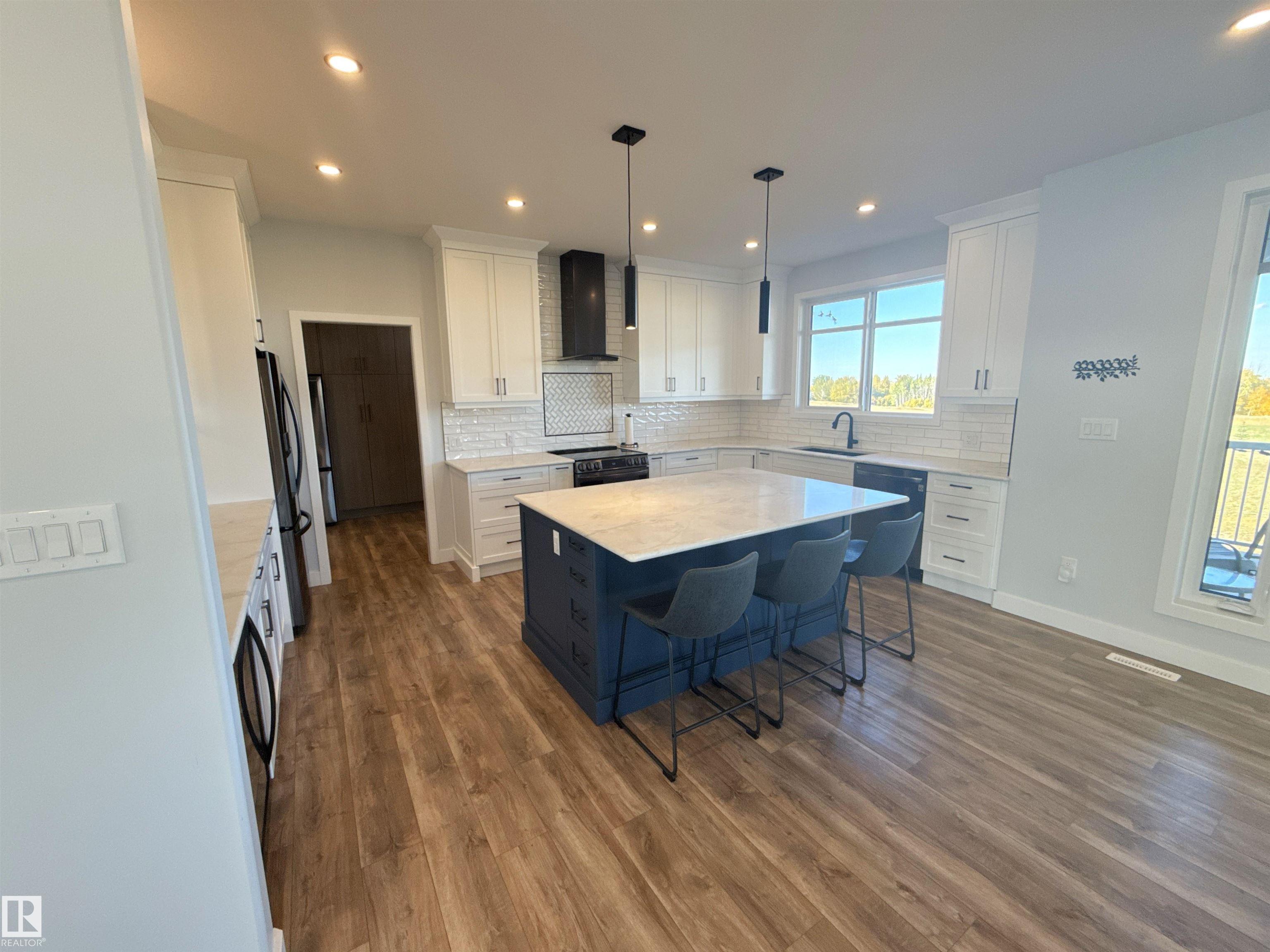 Photo 15 at 45 - 54104 Rge Road 274, Brenmar Estates, Rural Parkland County