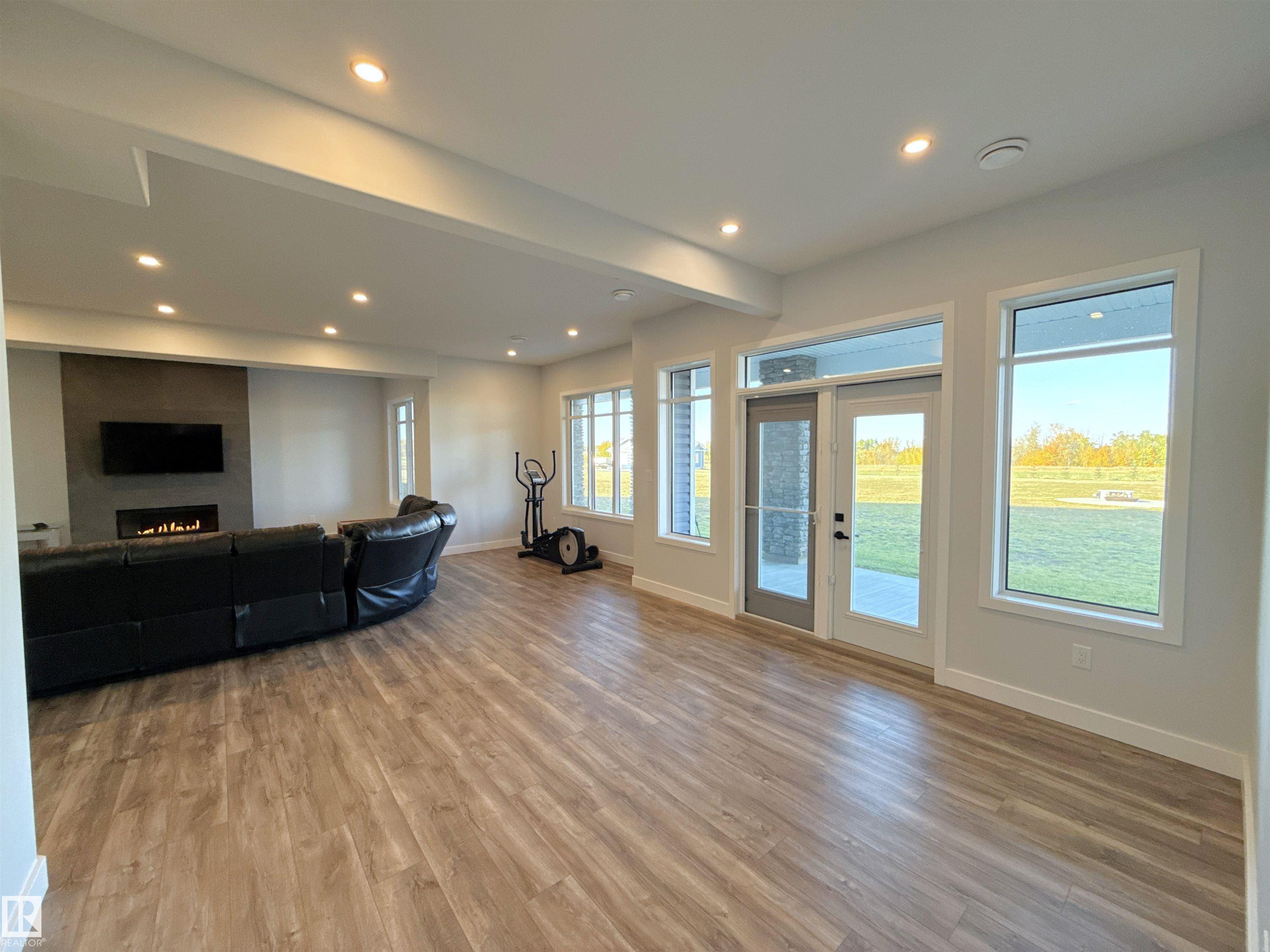 Photo 36 at 45 - 54104 Rge Road 274, Brenmar Estates, Rural Parkland County