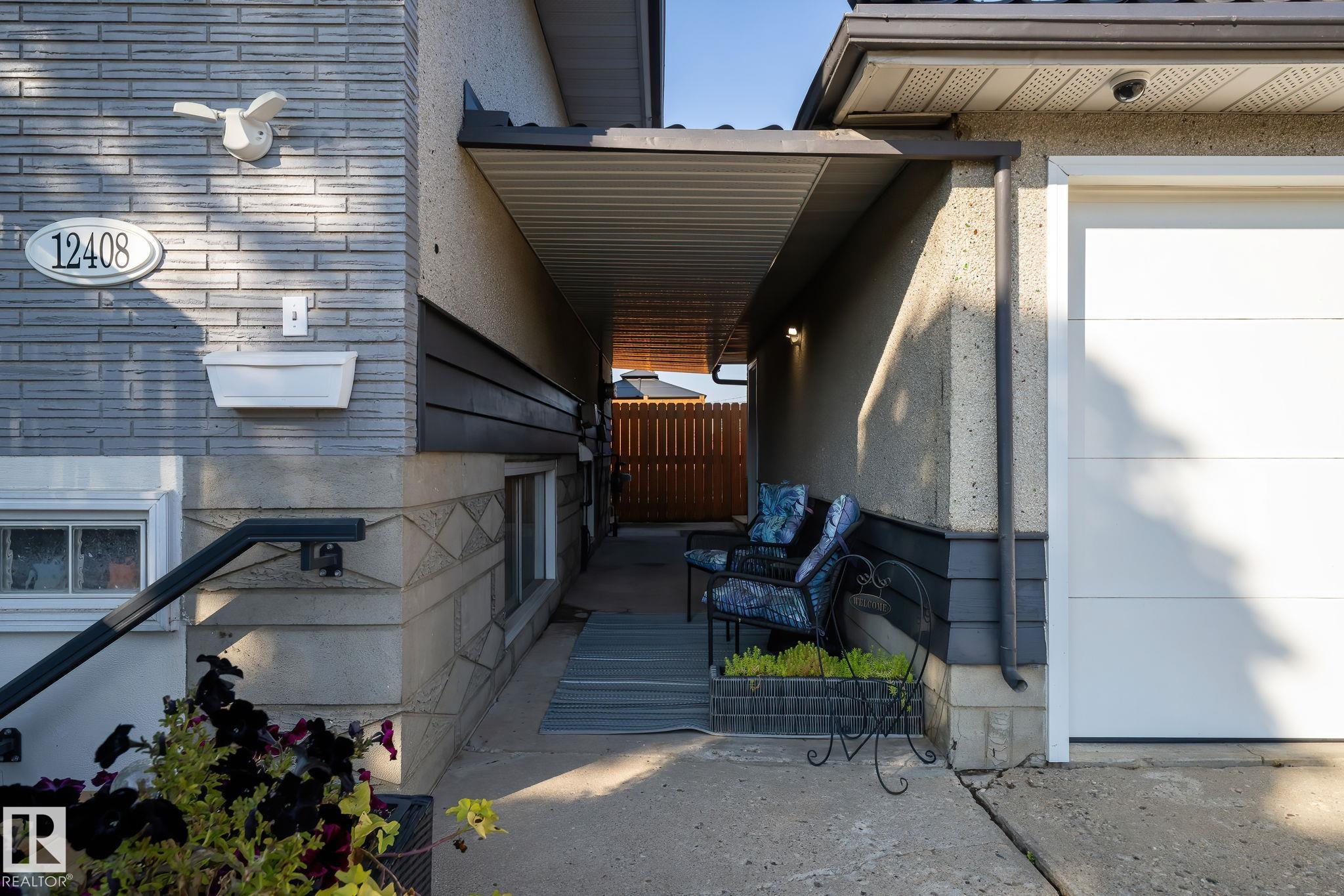 Photo 12 at 12410 134 Avenue NW, Kensington, Edmonton