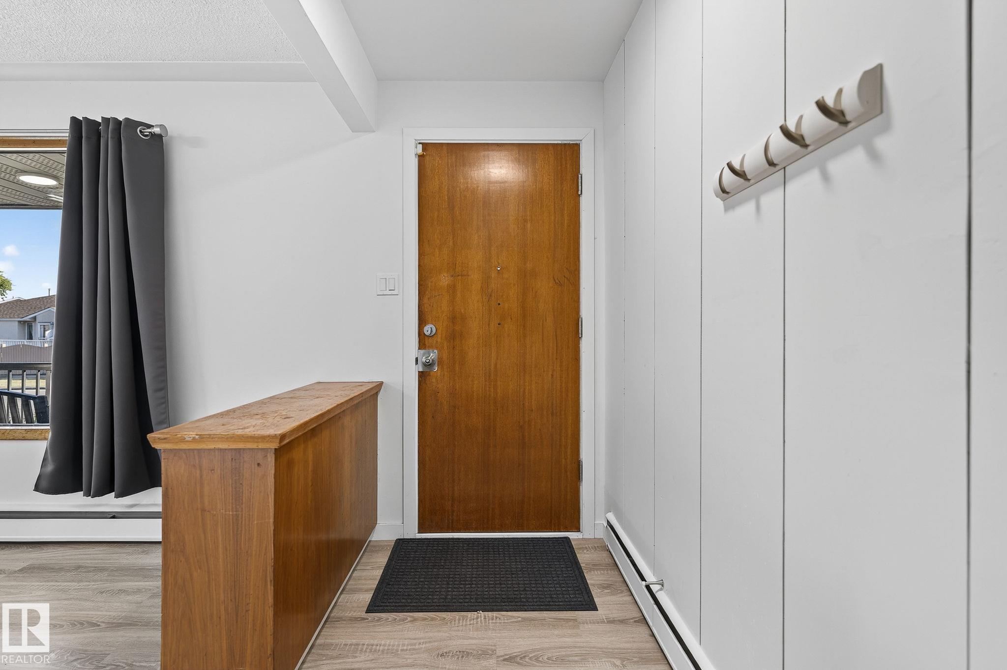 Photo 15 at 12410 134 Avenue NW, Kensington, Edmonton