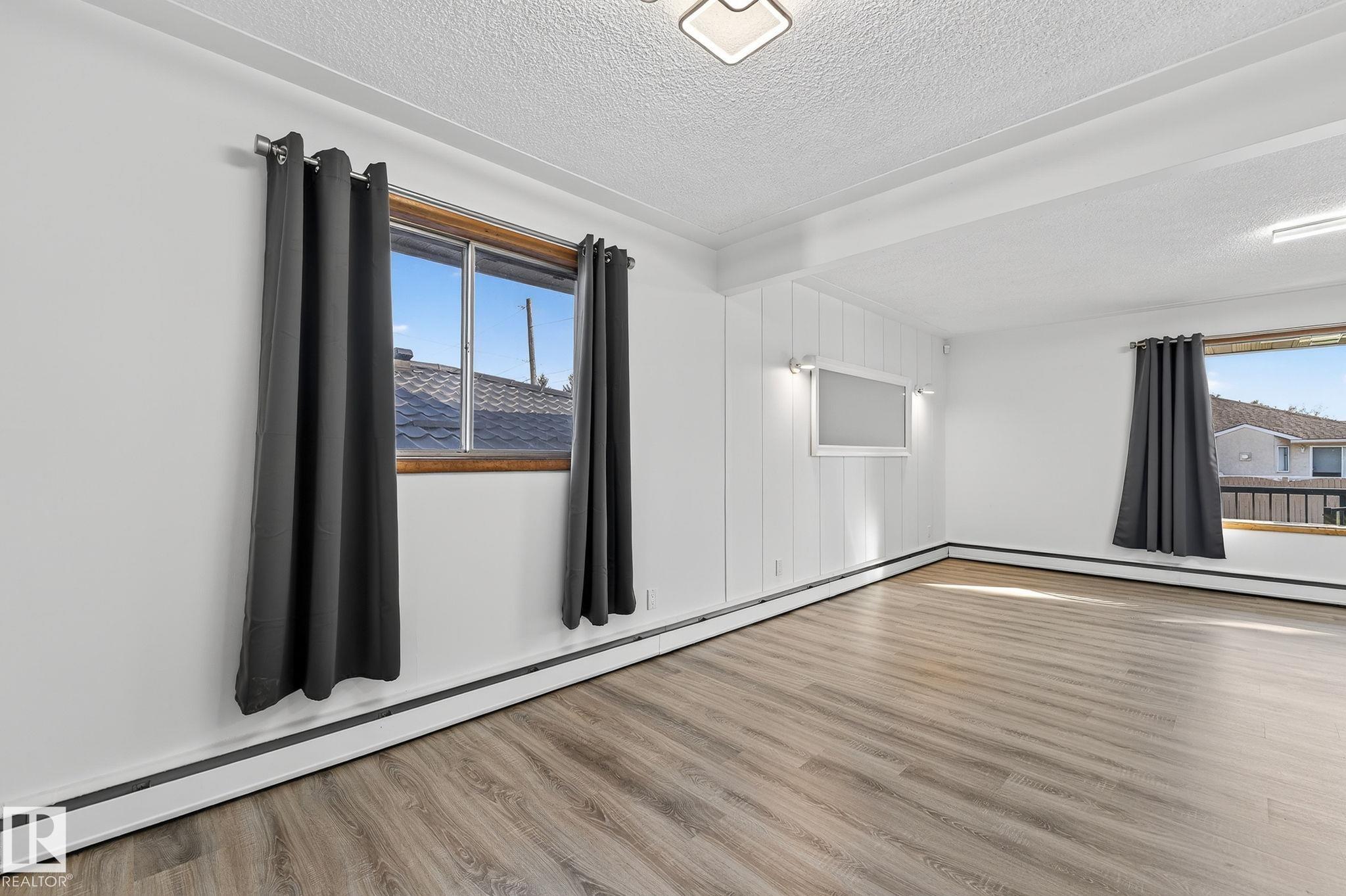 Photo 22 at 12410 134 Avenue NW, Kensington, Edmonton