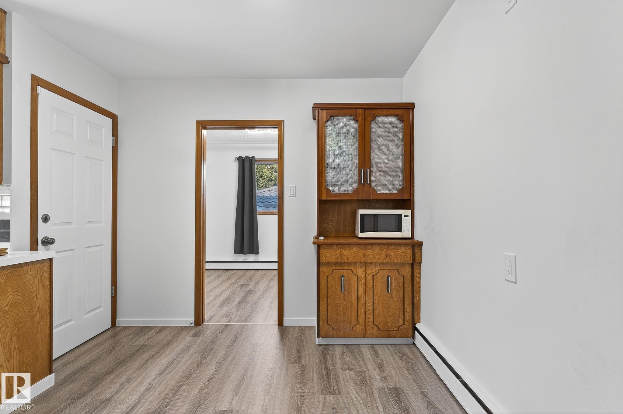 Photo 28 at 12410 134 Avenue NW, Kensington, Edmonton