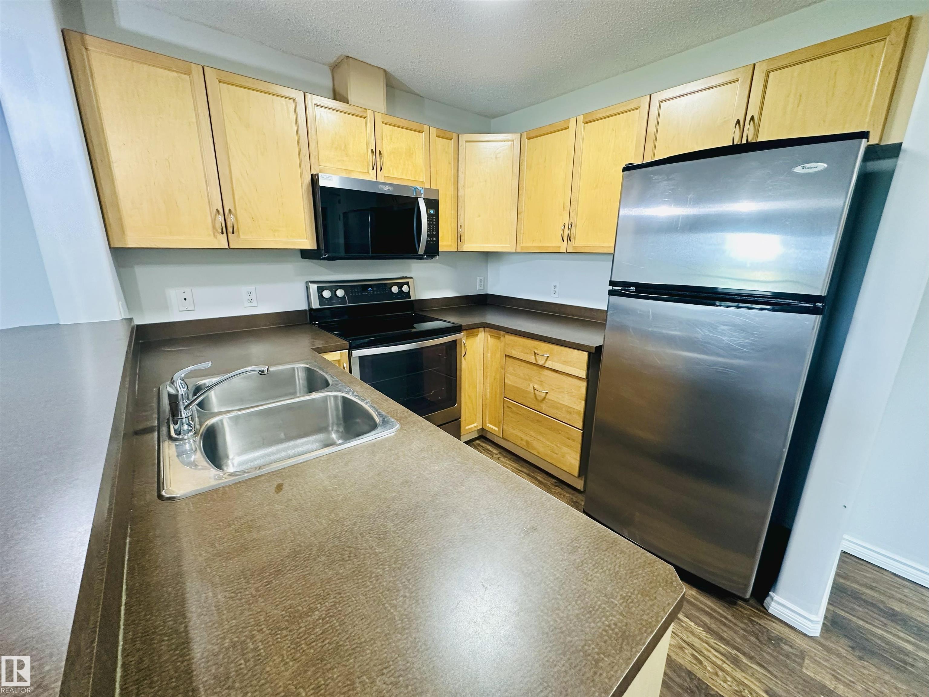 Photo 12 at 646 Mcallister Loop SW, Macewan, Edmonton