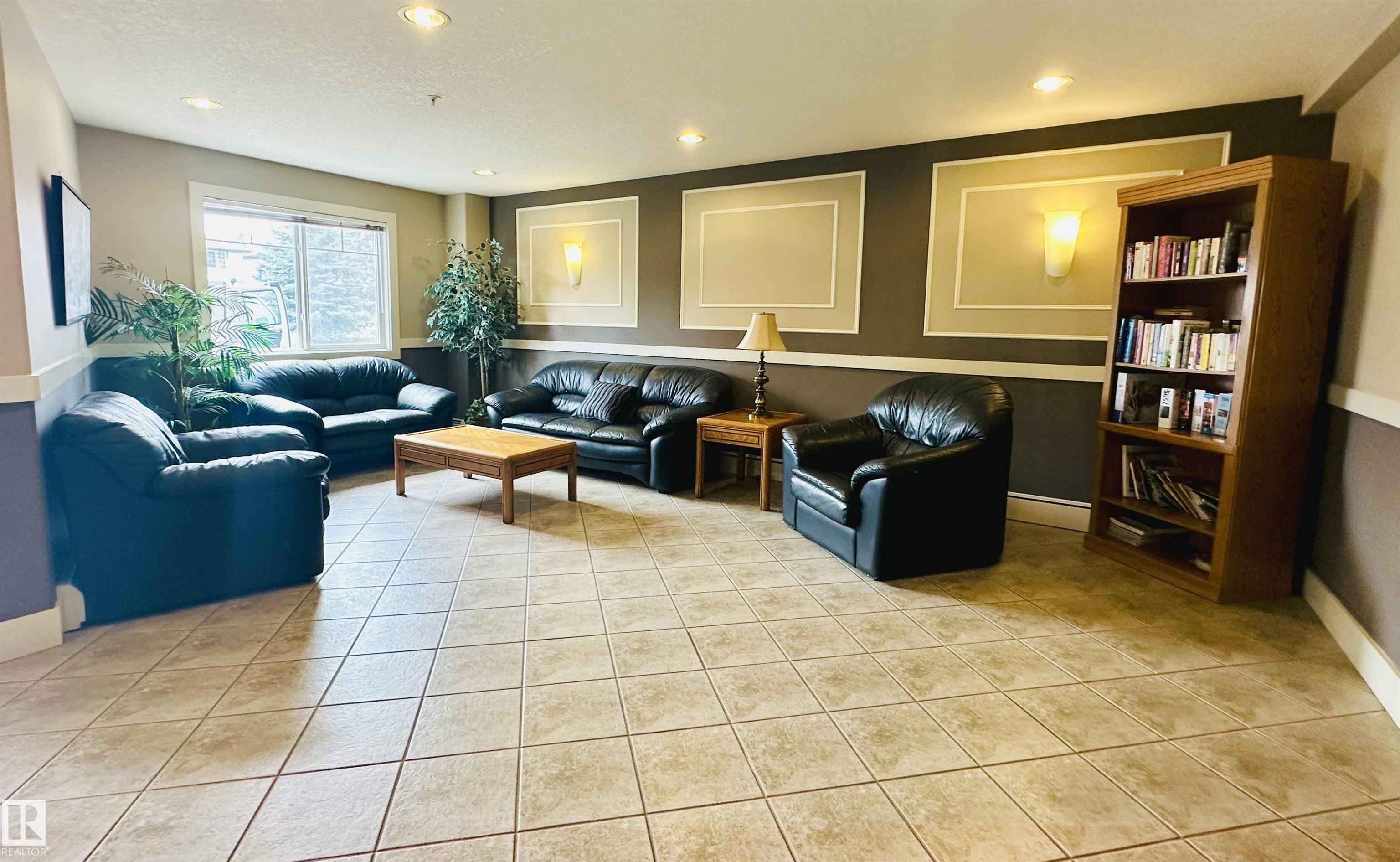 Photo 5 at 646 Mcallister Loop SW, Macewan, Edmonton