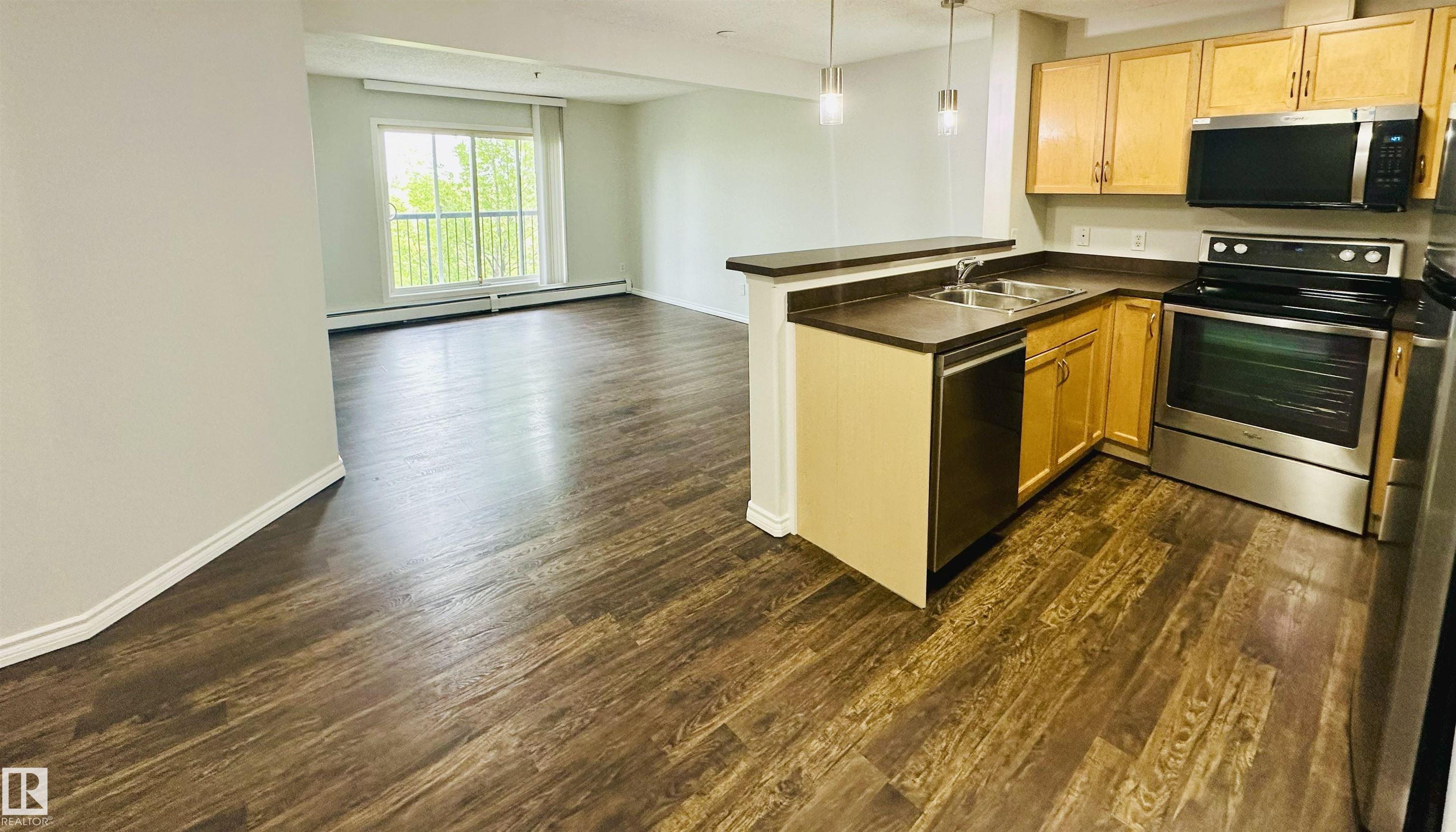 Photo 10 at 646 Mcallister Loop SW, Macewan, Edmonton