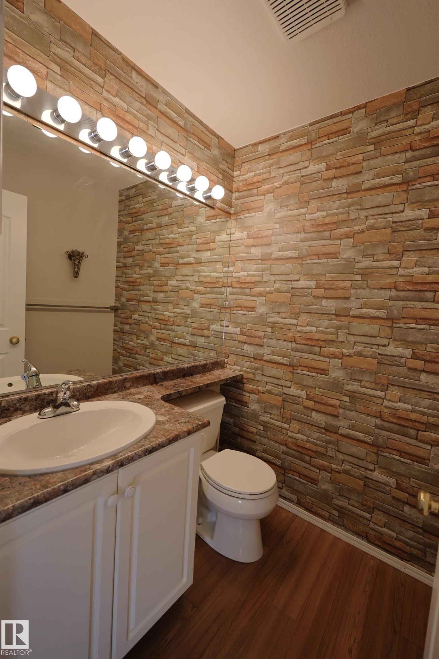 Photo 14 at 9447 156 Street NW, Sherwood, Edmonton