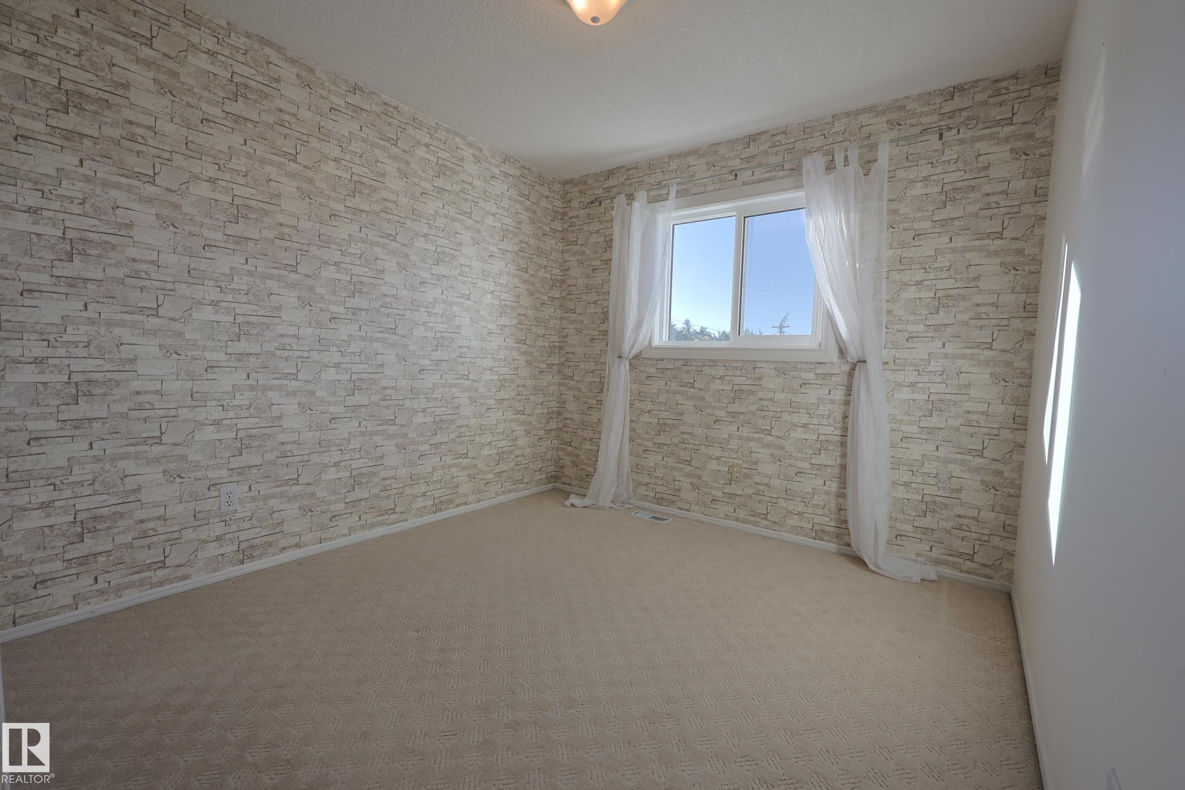 Photo 32 at 9447 156 Street NW, Sherwood, Edmonton