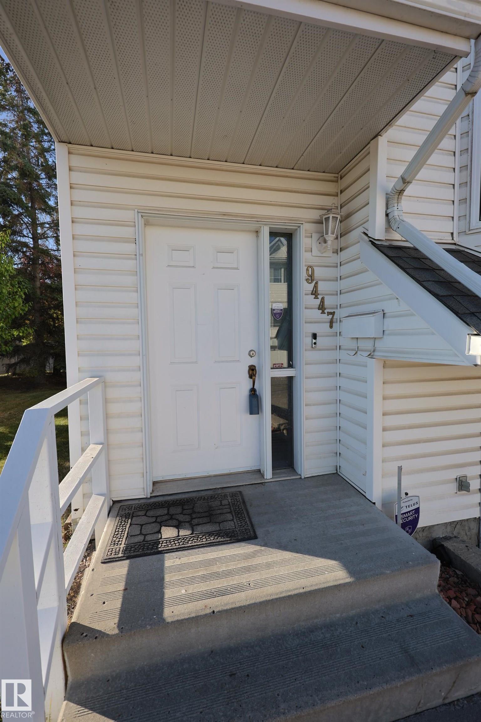 Photo 8 at 9447 156 Street NW, Sherwood, Edmonton