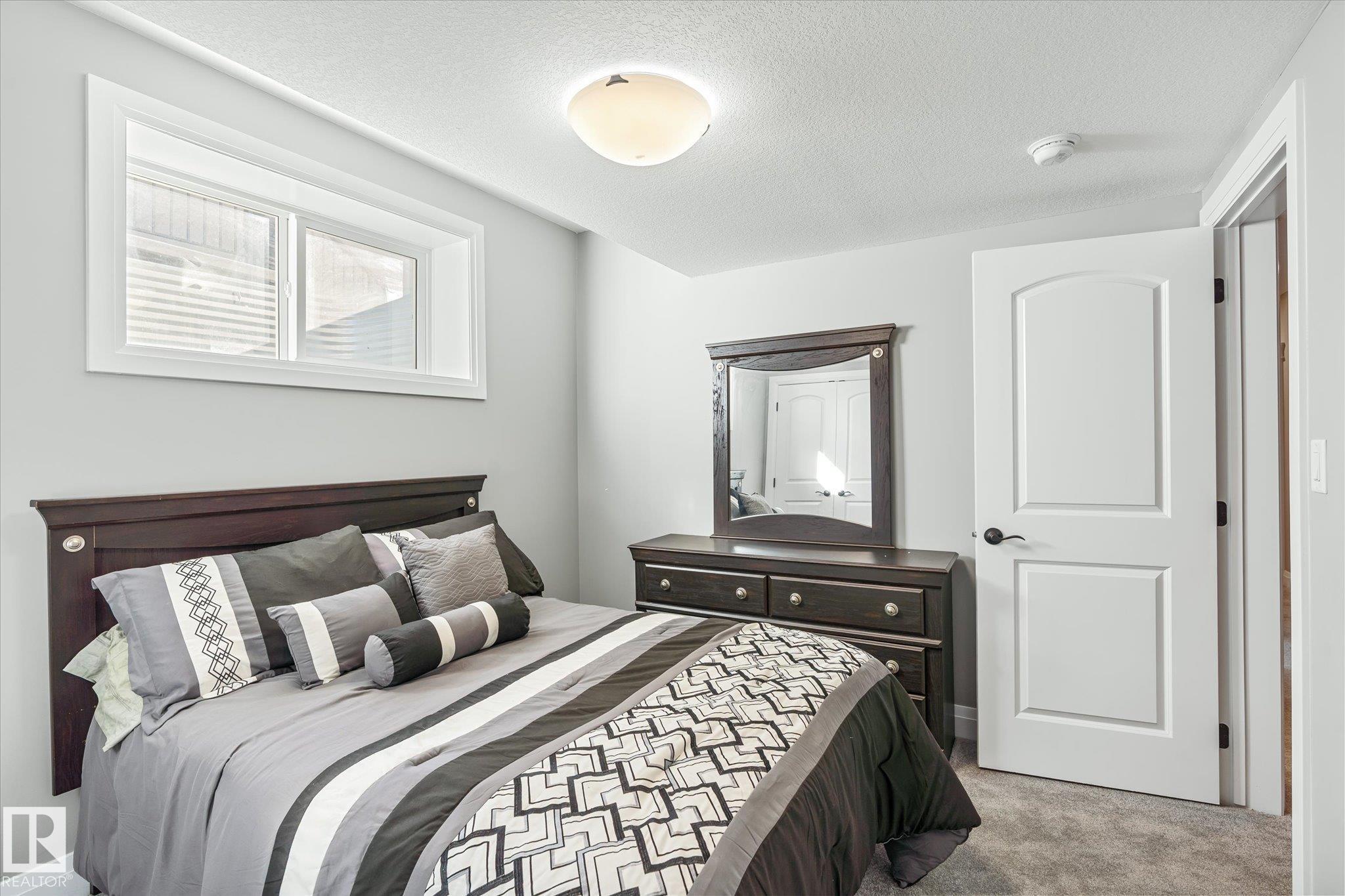 Photo 33 at 5 Sparrow Close, South Fort, Fort Saskatchewan
