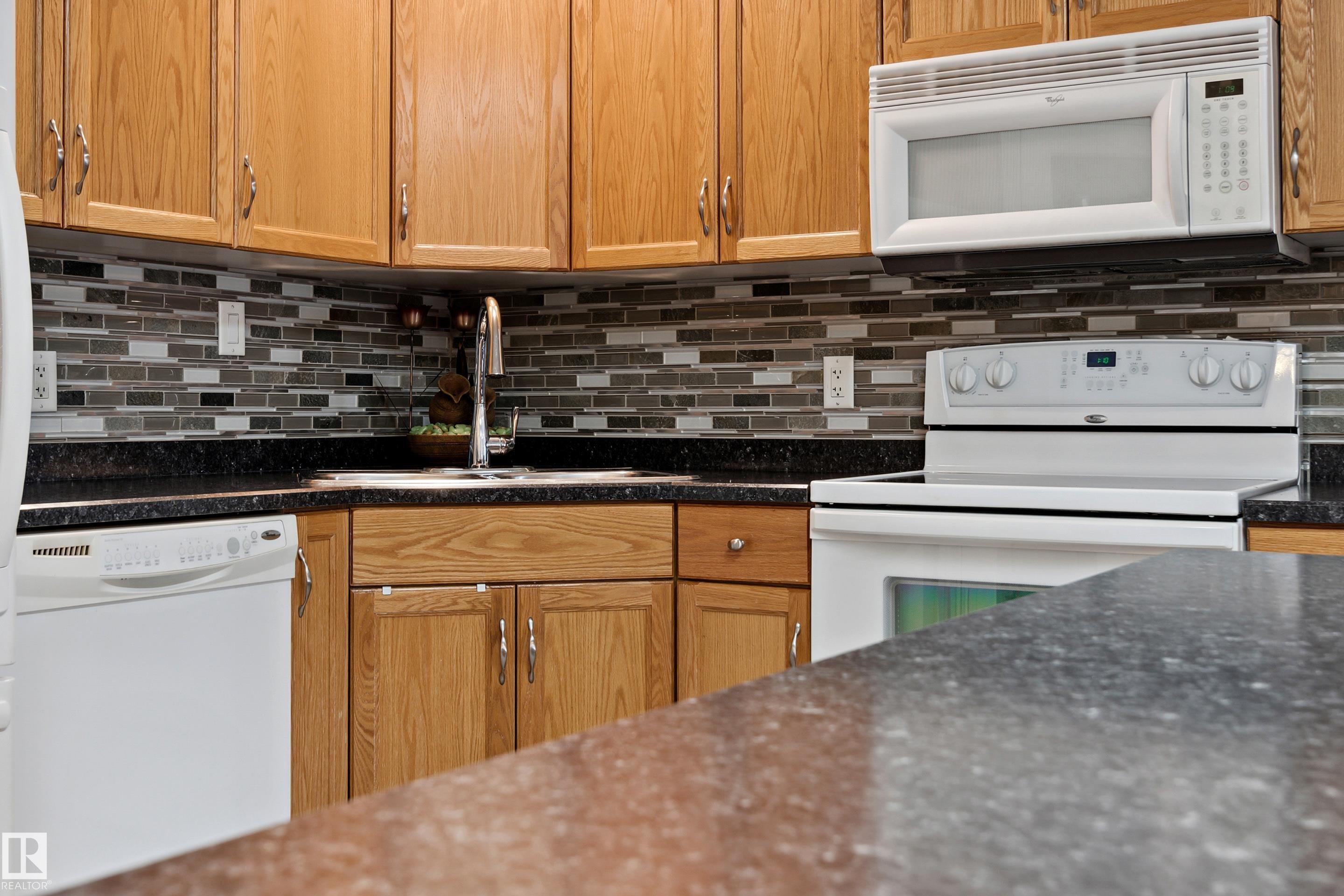 Photo 14 at 305 - 9995 93 Avenue, Sherridon Heights, Fort Saskatchewan