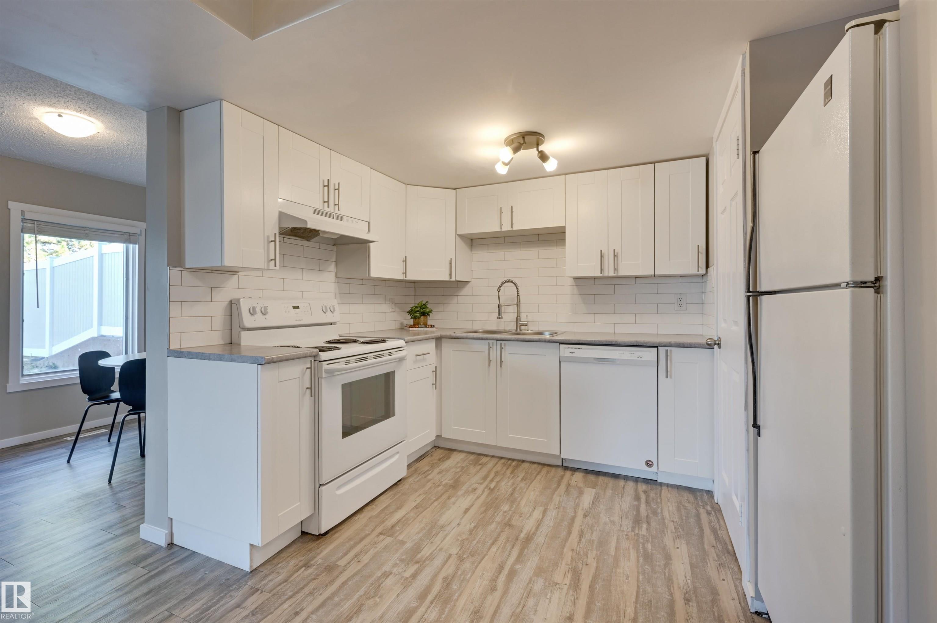 Photo 4 at 100 Grandview Ridge, Grandin, St. Albert