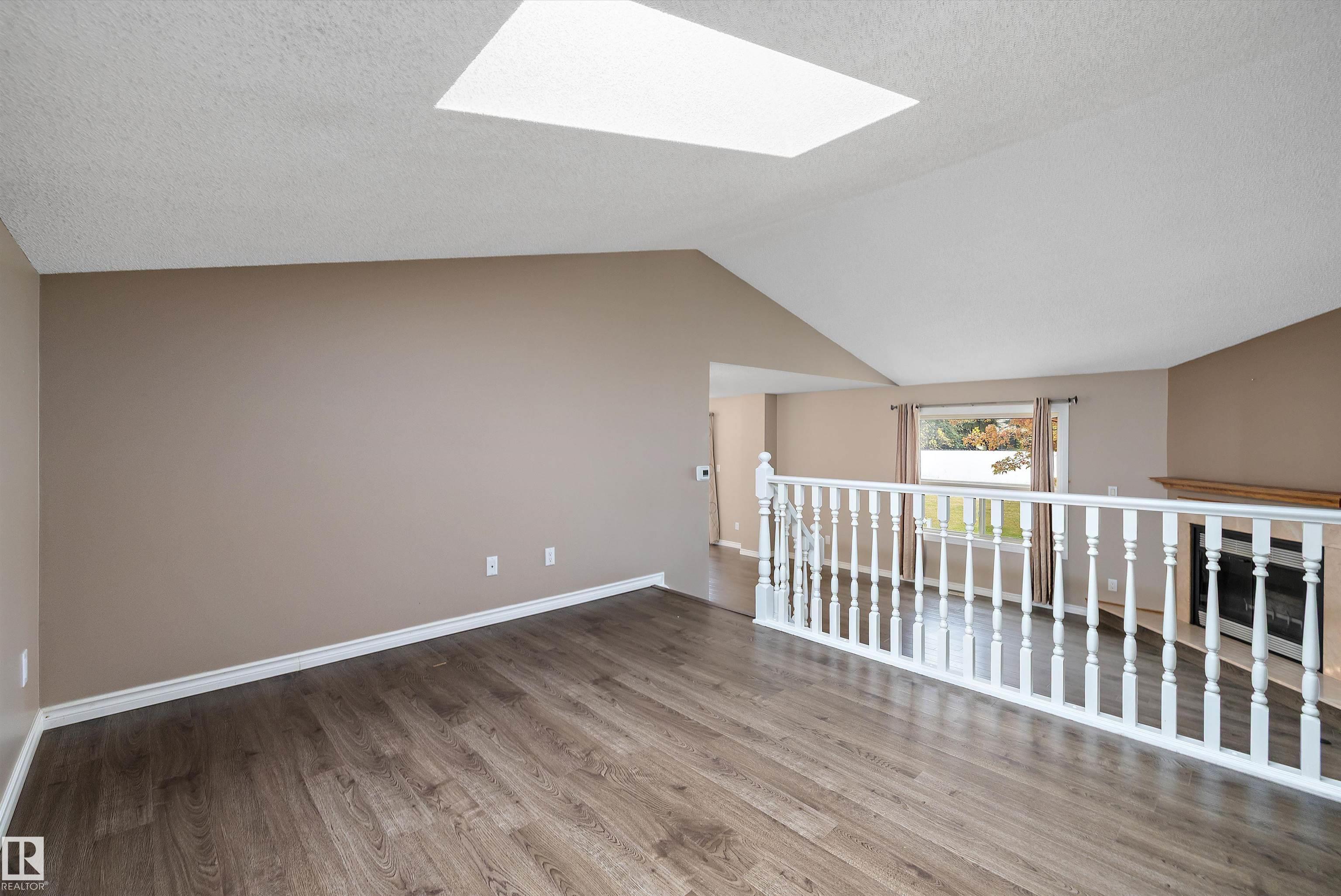 Photo 11 at 1821 Mill Woods Road E NW, Daly Grove, Edmonton
