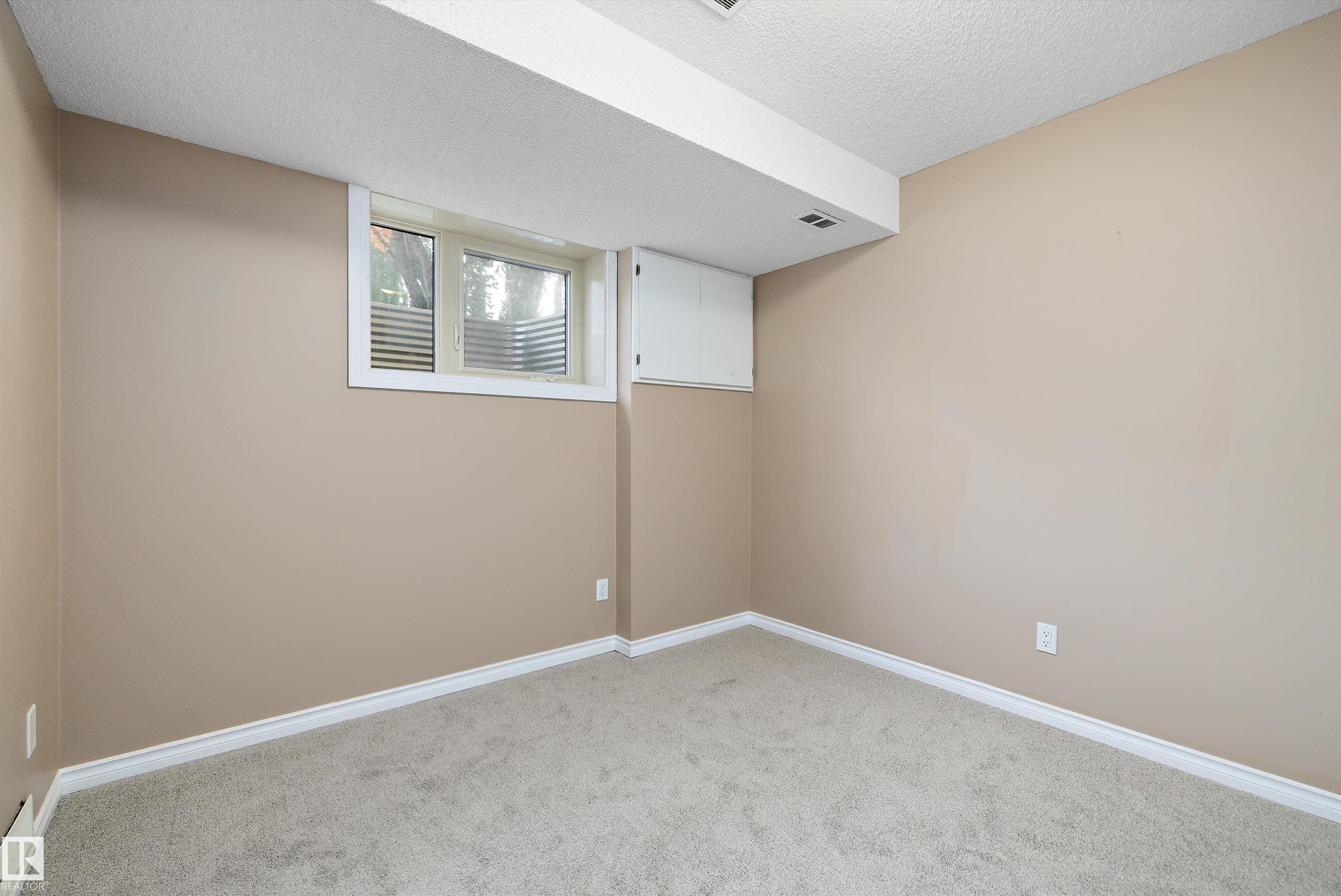 Photo 28 at 1821 Mill Woods Road E NW, Daly Grove, Edmonton