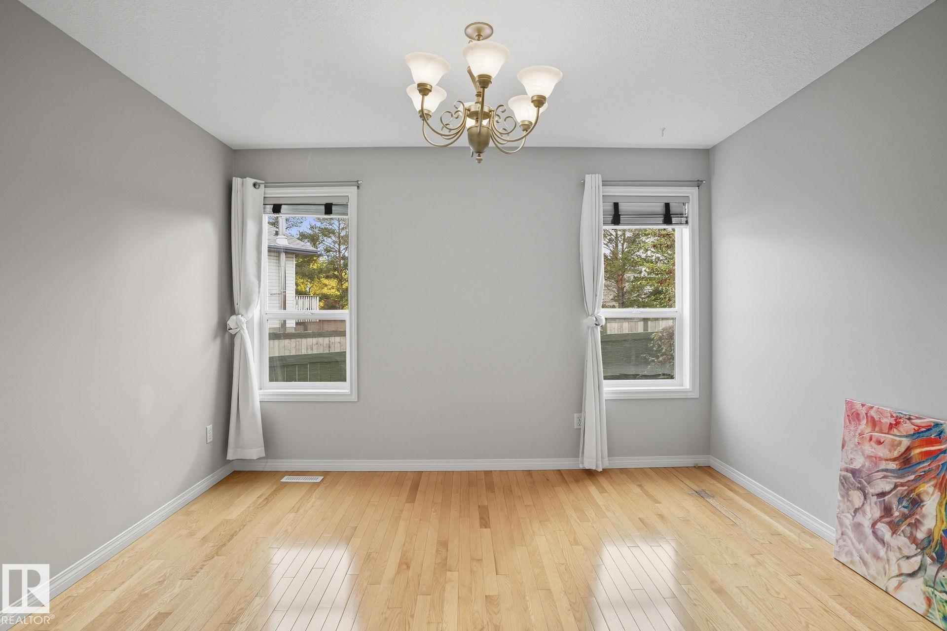 Photo 13 at 16104 81 Street NW, Mayliewan, Edmonton