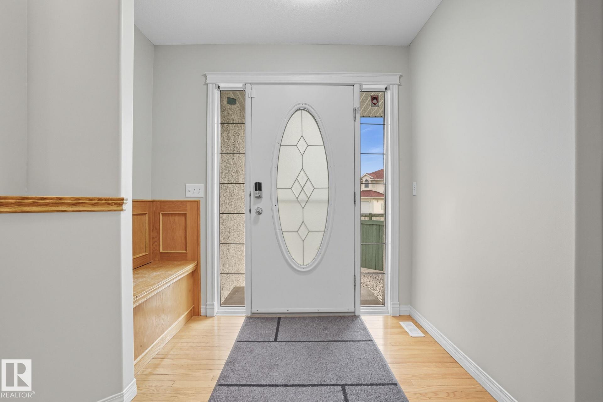 Photo 3 at 16104 81 Street NW, Mayliewan, Edmonton