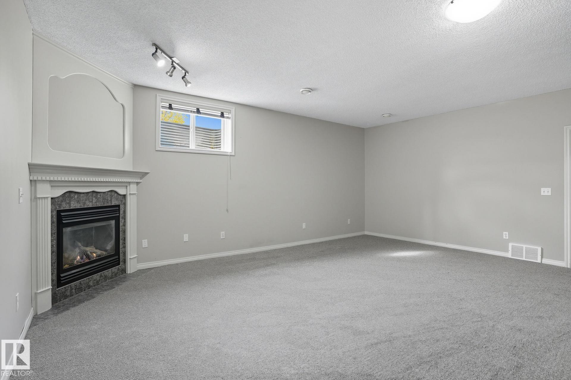 Photo 25 at 16104 81 Street NW, Mayliewan, Edmonton