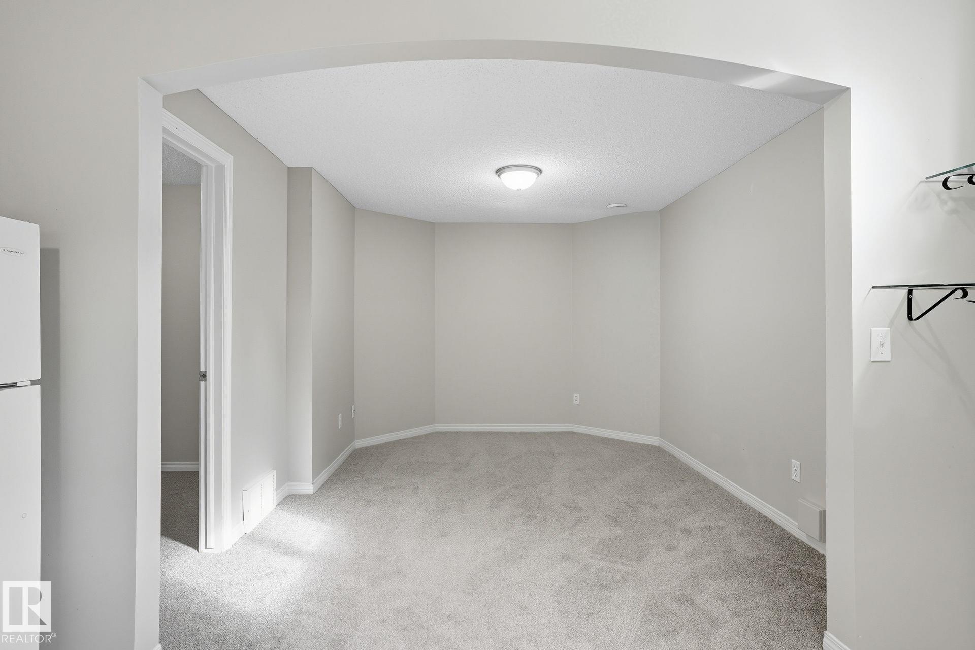 Photo 27 at 16104 81 Street NW, Mayliewan, Edmonton
