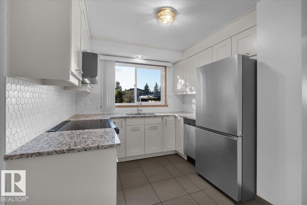 Photo 14 at 11739 39 Avenue NW, Greenfield, Edmonton