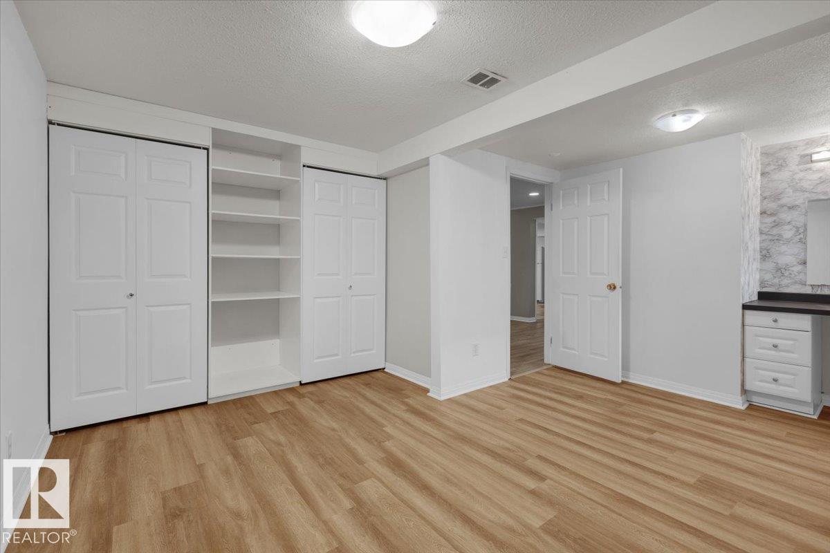 Photo 32 at 11739 39 Avenue NW, Greenfield, Edmonton