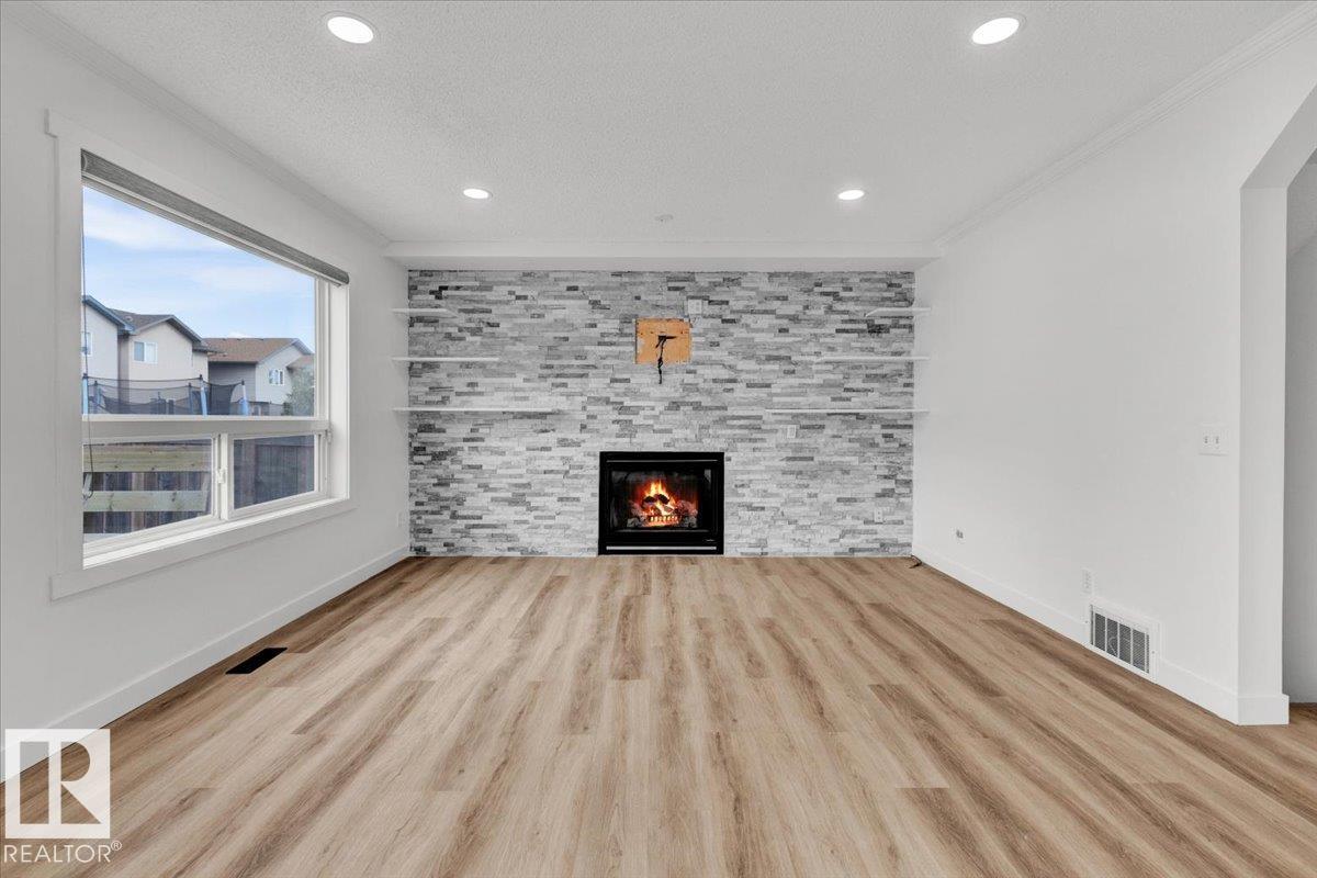 Photo 15 at 14050 159a Avenue NW, Carlton, Edmonton