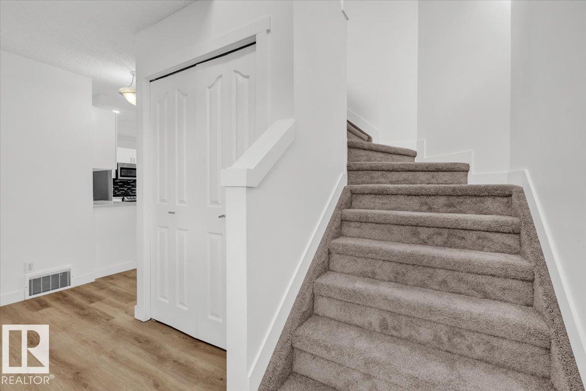 Photo 20 at 14050 159a Avenue NW, Carlton, Edmonton