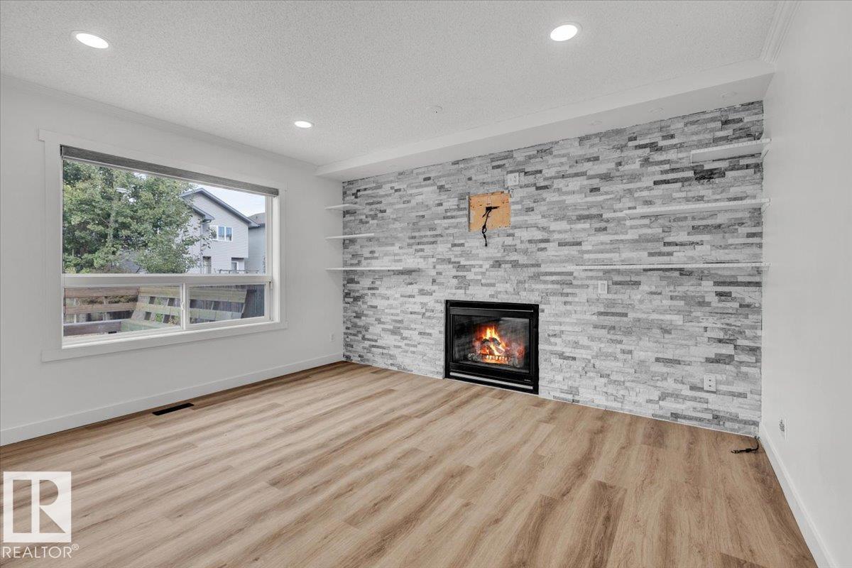 Photo 3 at 14050 159a Avenue NW, Carlton, Edmonton