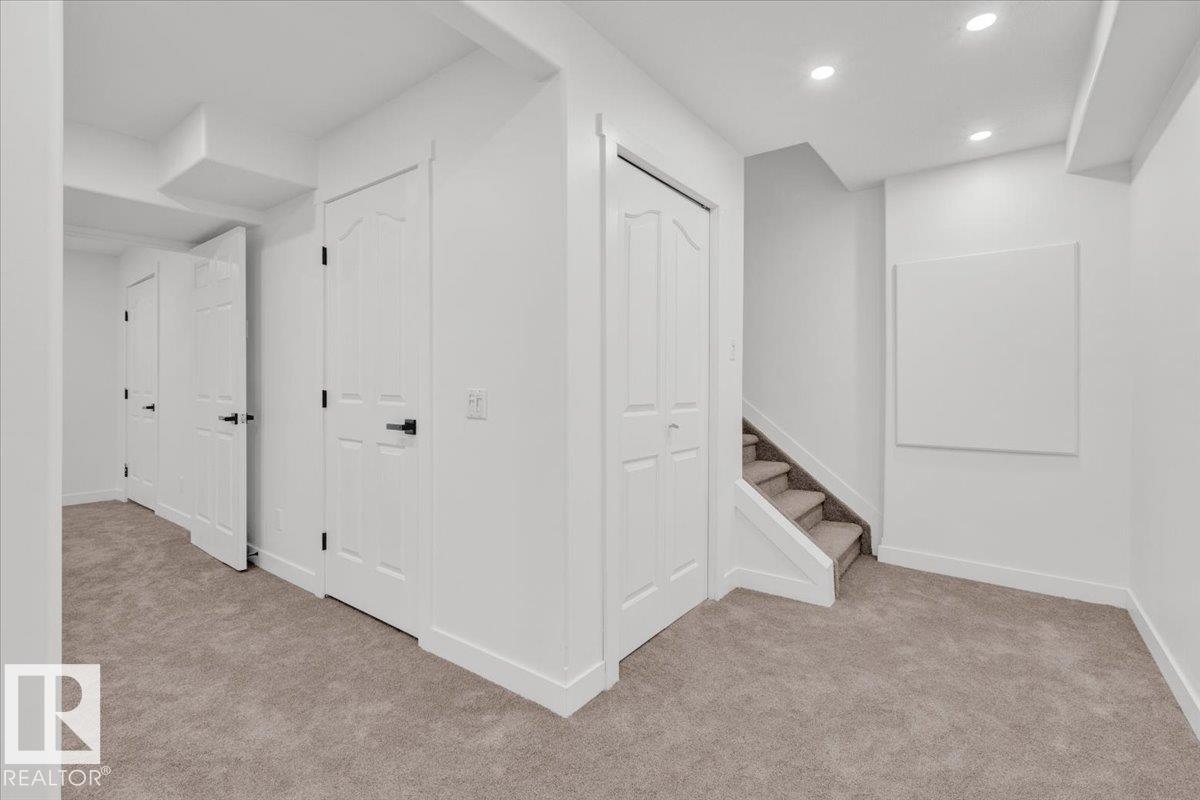 Photo 35 at 14050 159a Avenue NW, Carlton, Edmonton