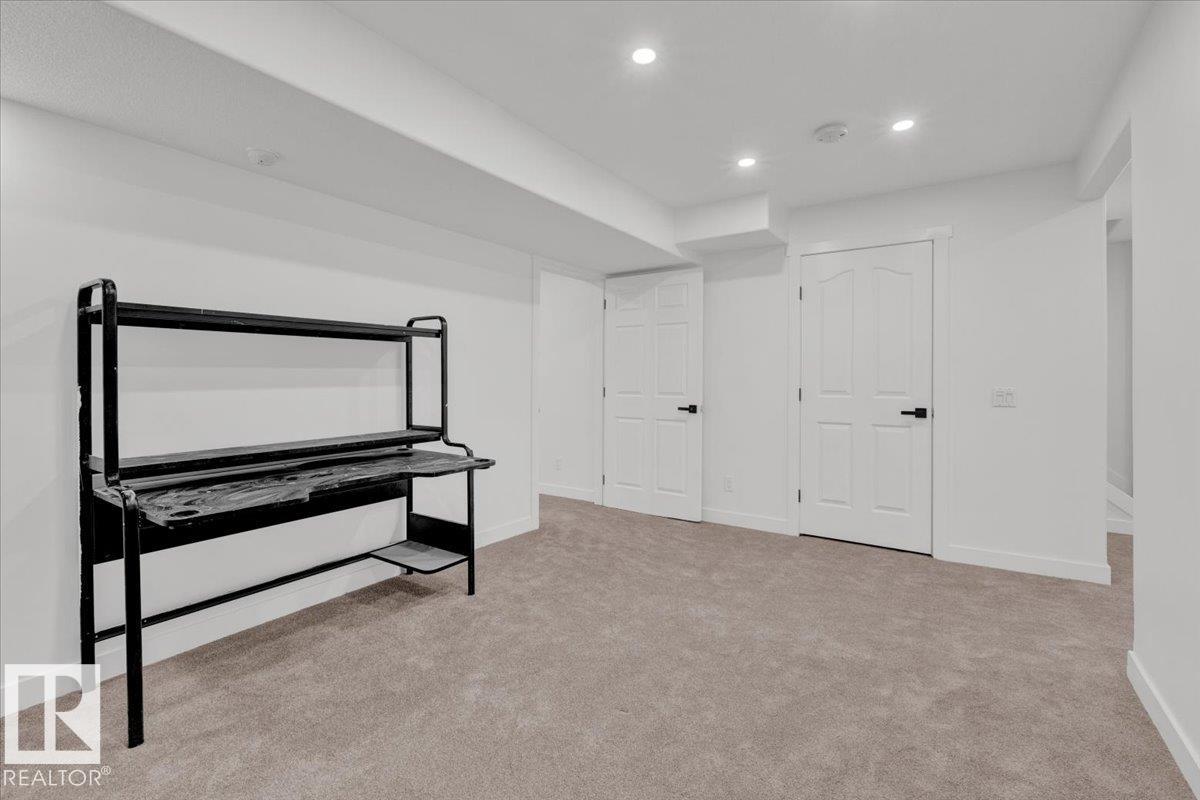 Photo 37 at 14050 159a Avenue NW, Carlton, Edmonton