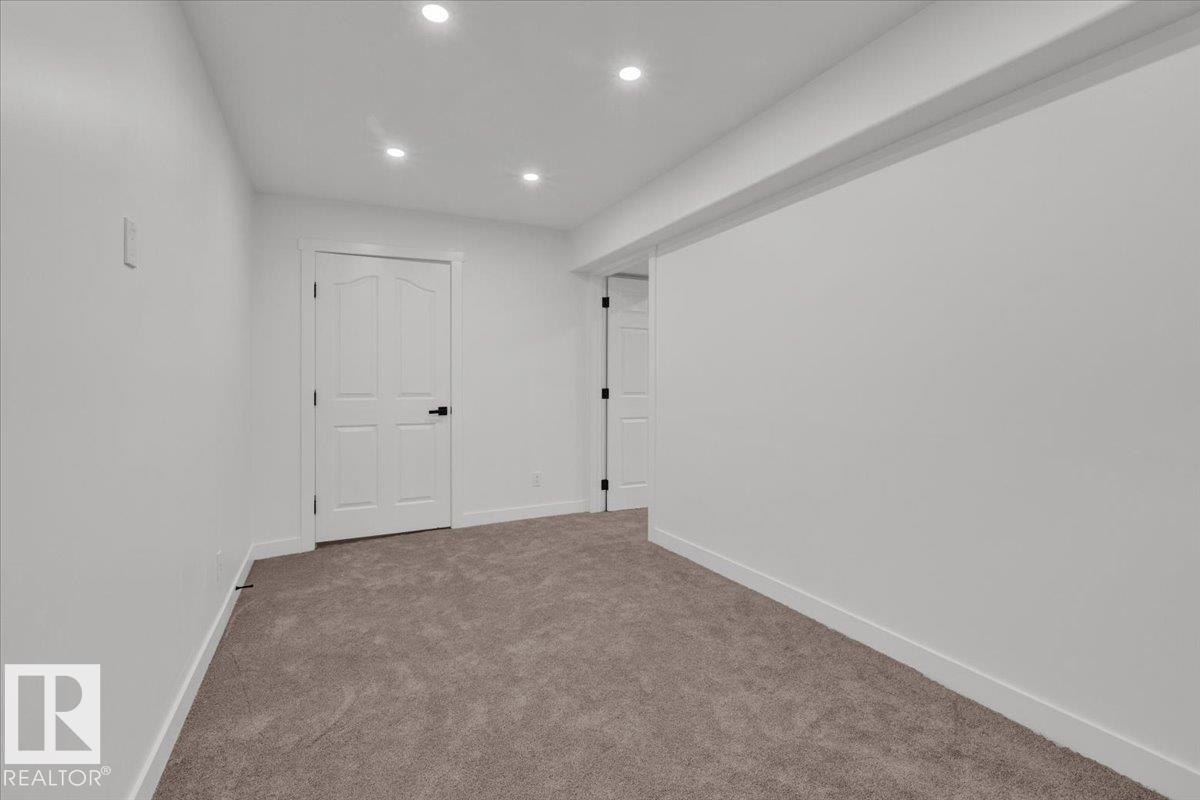 Photo 38 at 14050 159a Avenue NW, Carlton, Edmonton