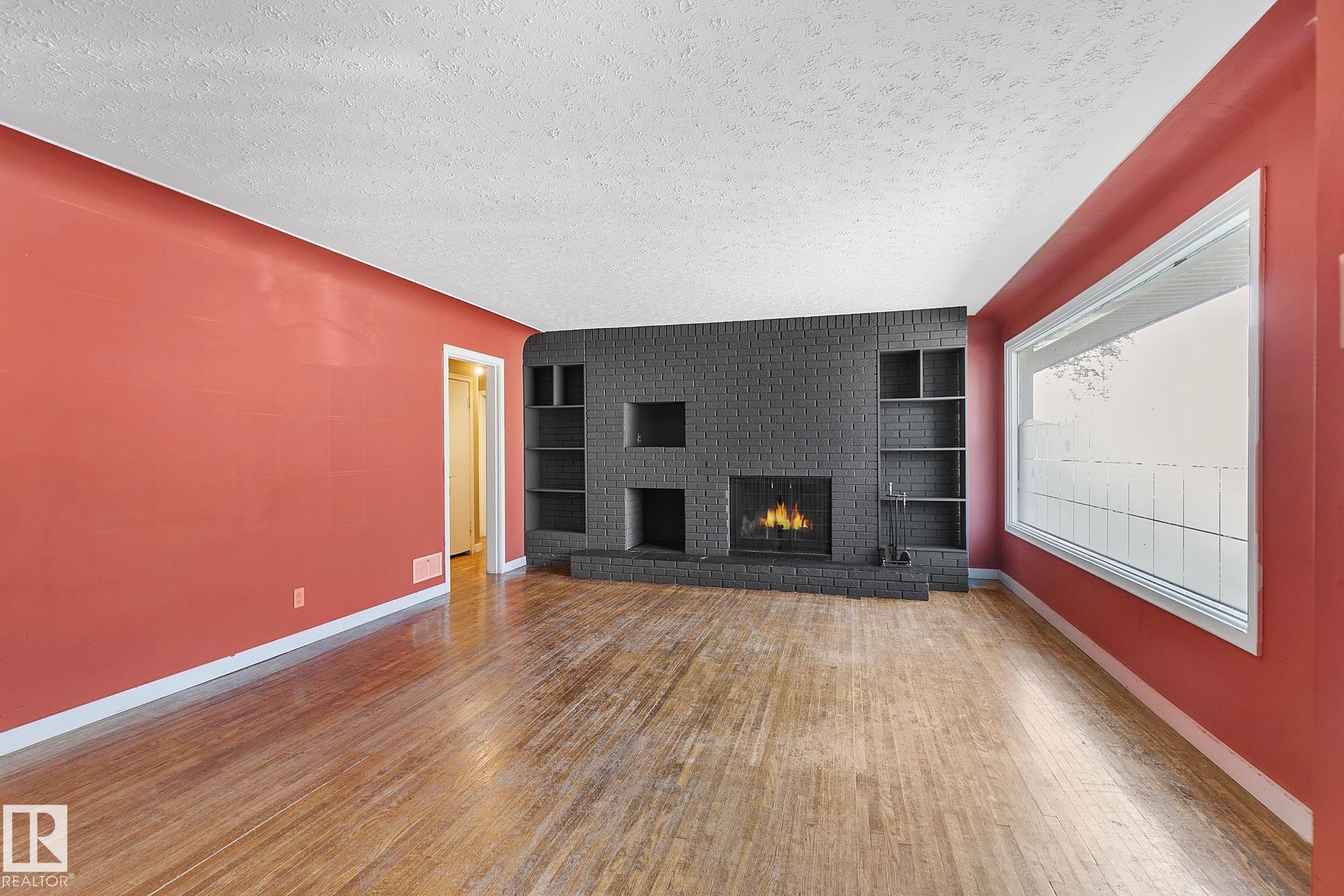 Photo 4 at 13915 102 Avenue NW, Glenora, Edmonton
