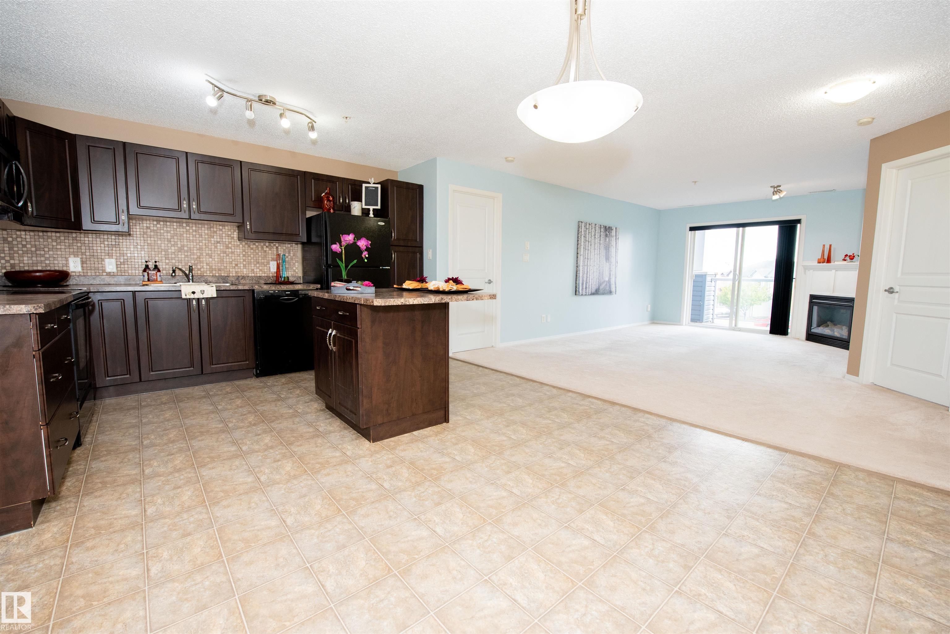 Photo 9 at 209 - 16035 132 Street NW, Oxford, Edmonton