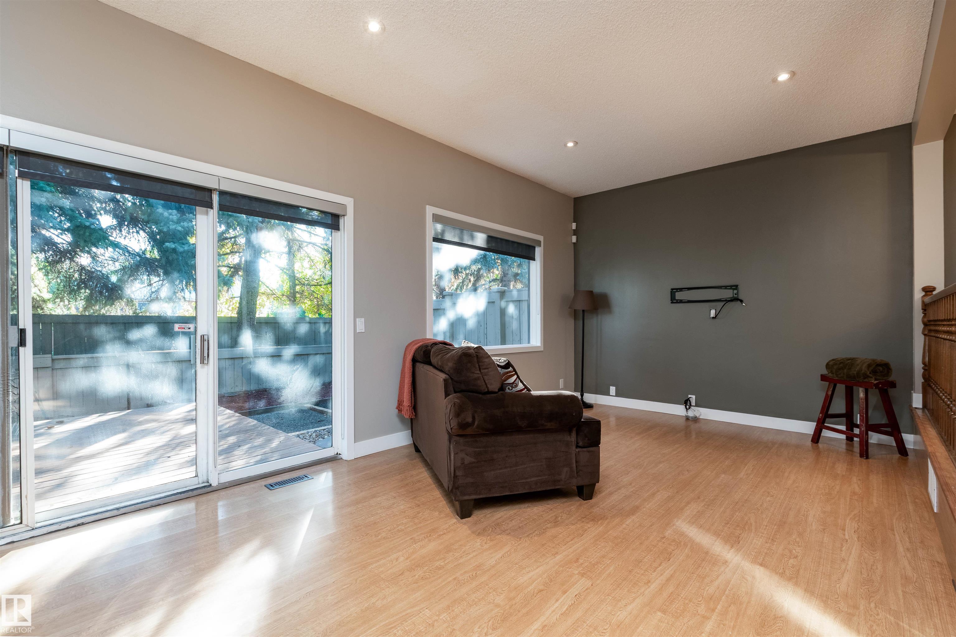 Photo 16 at 614 Woodbridge Way, Woodbridge Farms, Sherwood Park