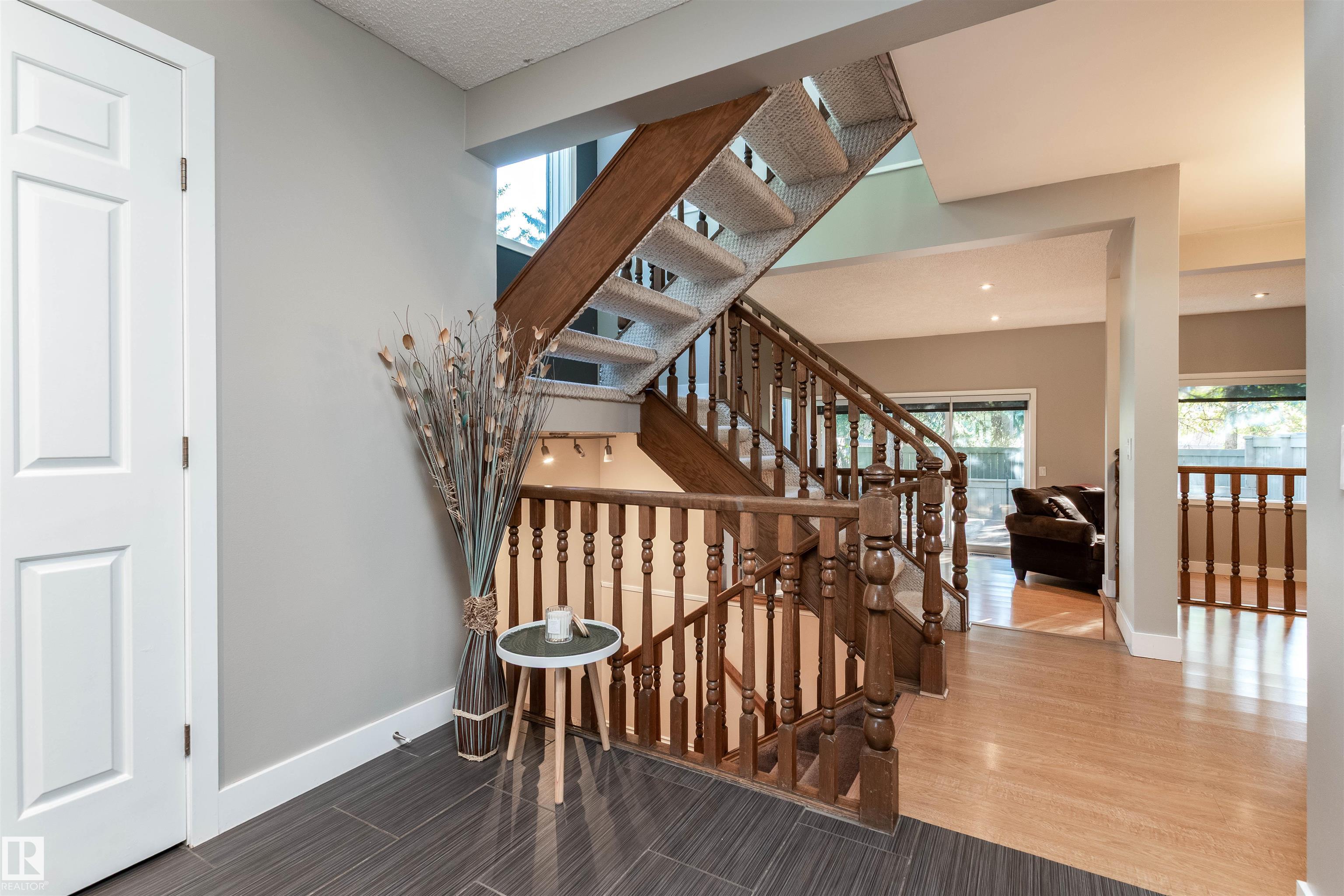 Photo 3 at 614 Woodbridge Way, Woodbridge Farms, Sherwood Park