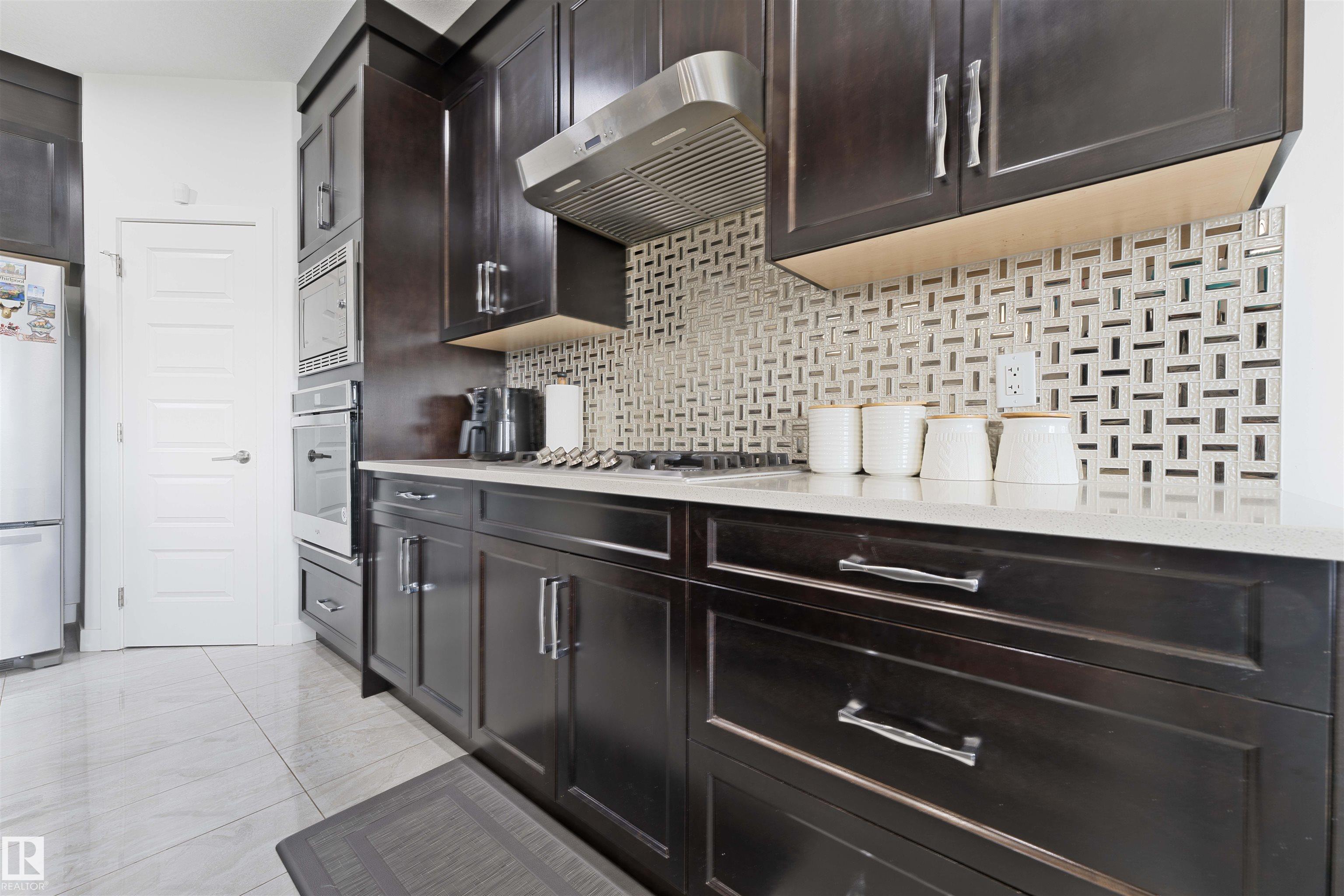 Photo 13 at 1206 27 Street NW, Laurel, Edmonton