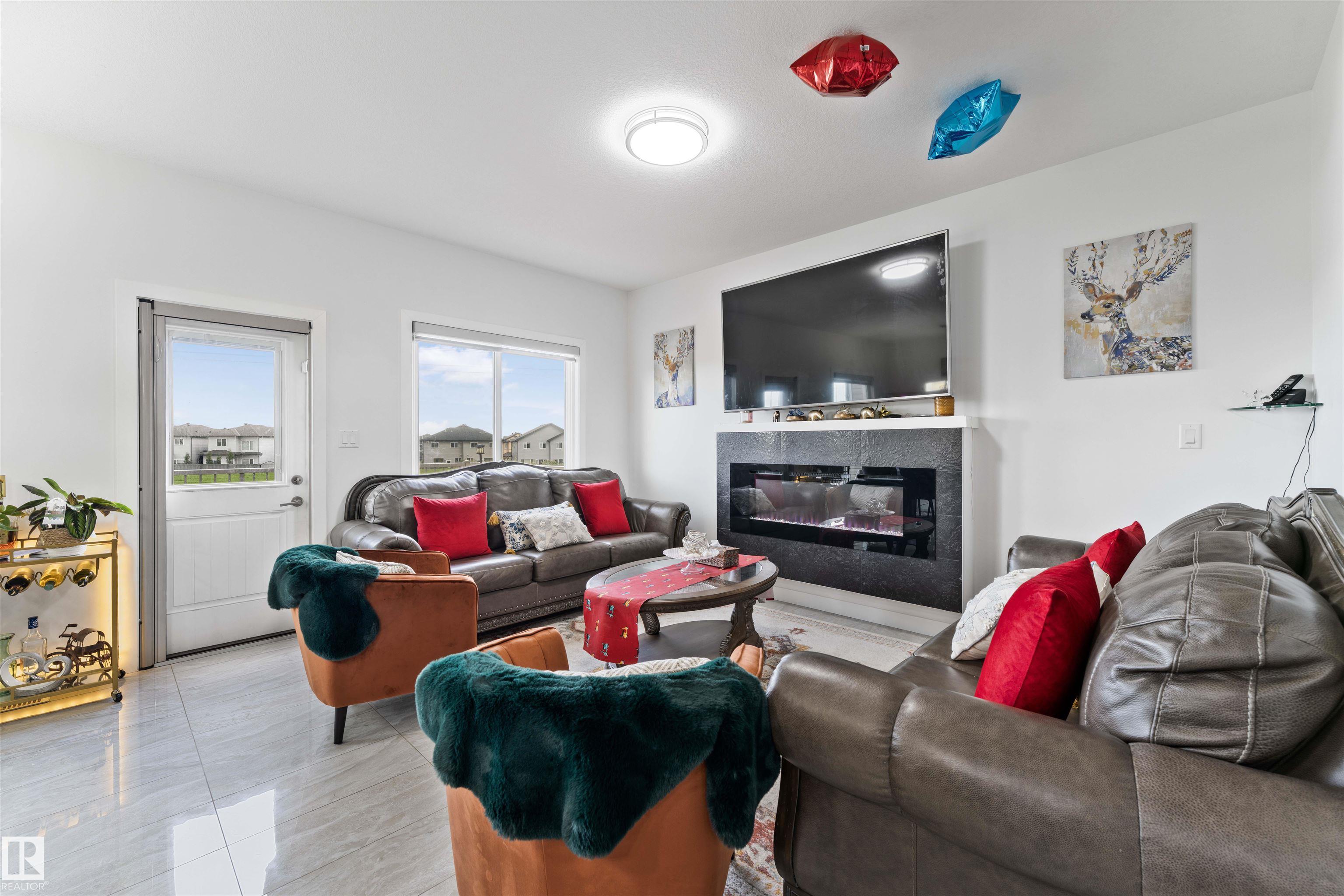 Photo 14 at 1206 27 Street NW, Laurel, Edmonton