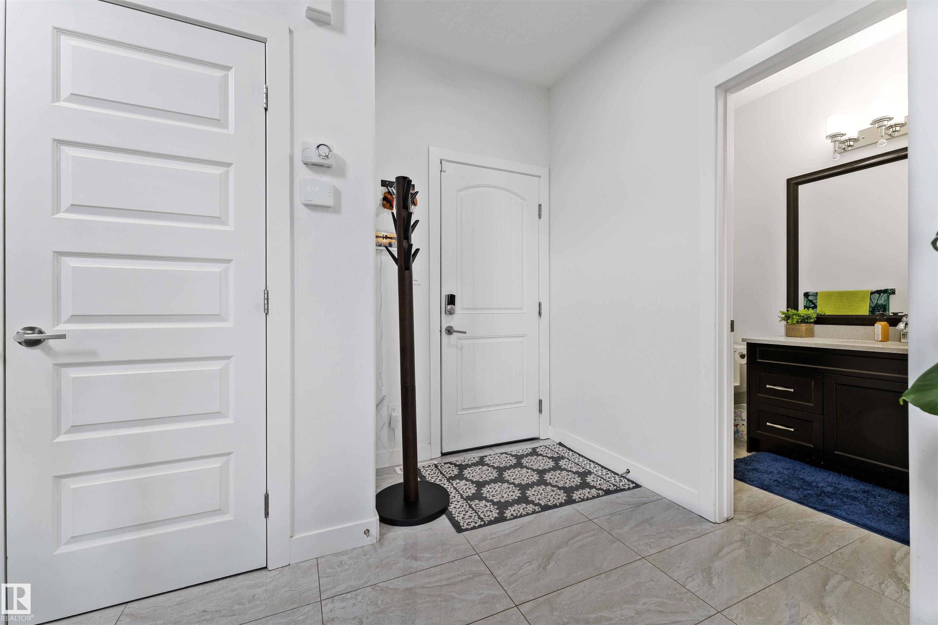 Photo 19 at 1206 27 Street NW, Laurel, Edmonton