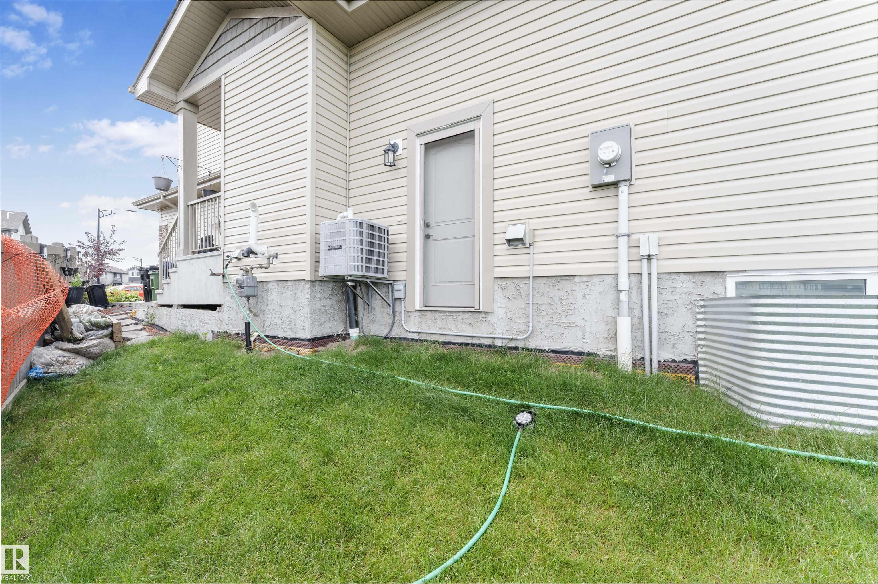 Photo 33 at 1206 27 Street NW, Laurel, Edmonton