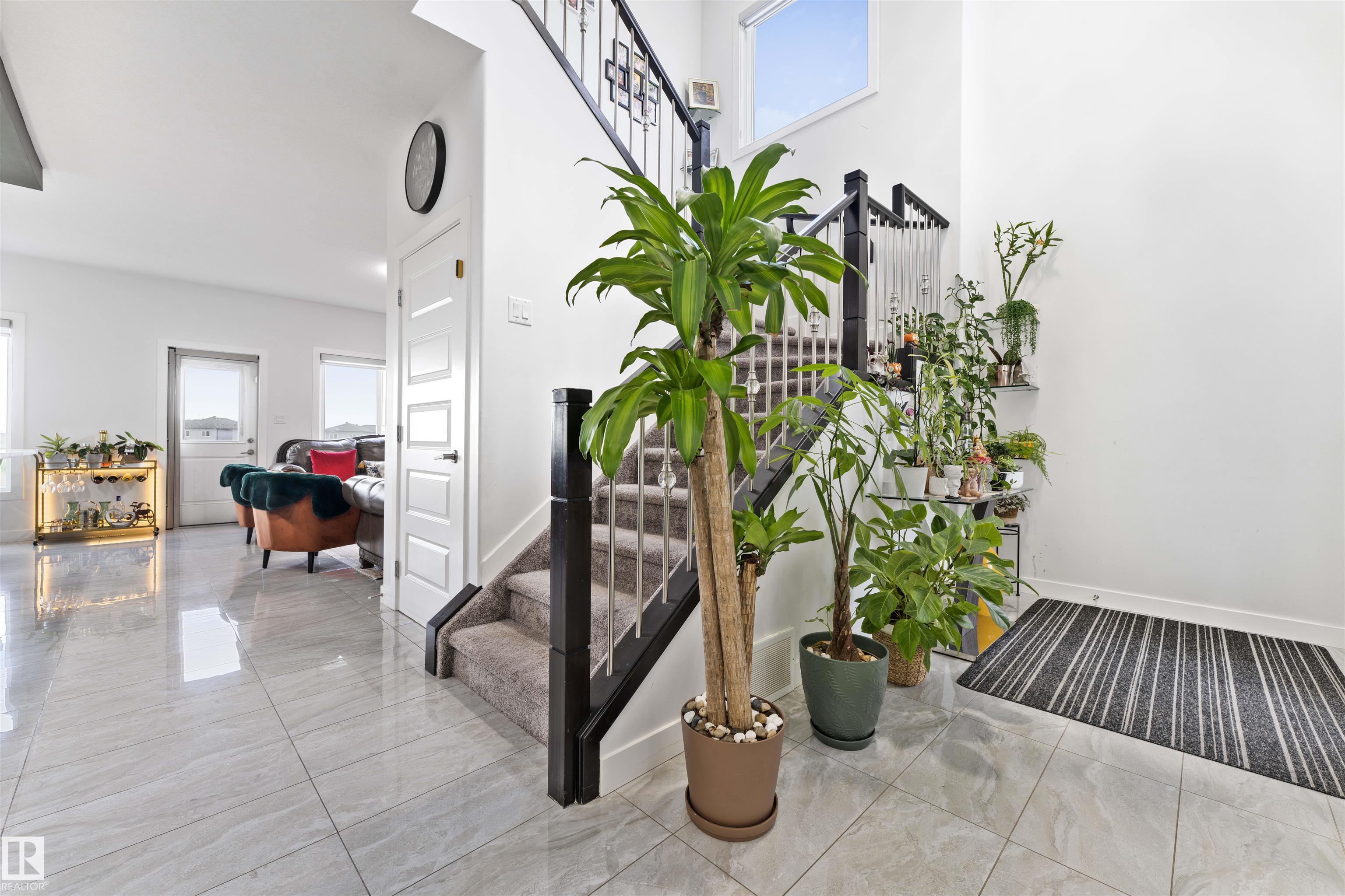 Photo 7 at 1206 27 Street NW, Laurel, Edmonton